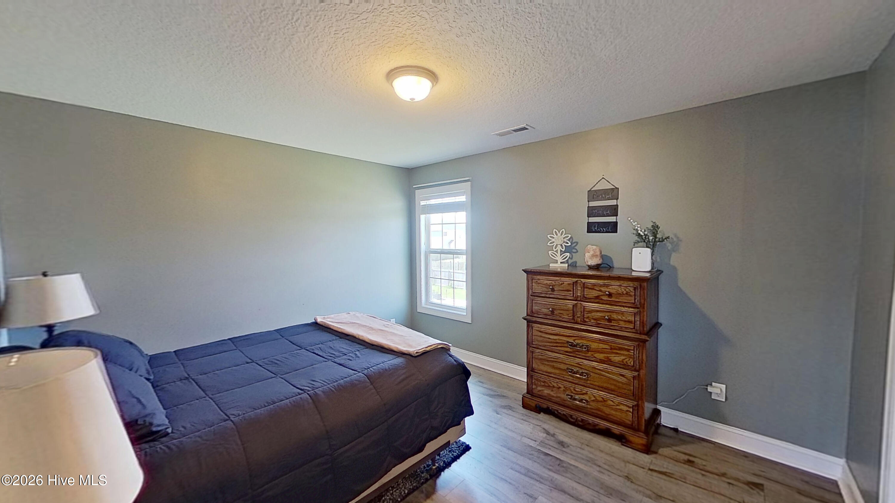 100566911 | Photo 22