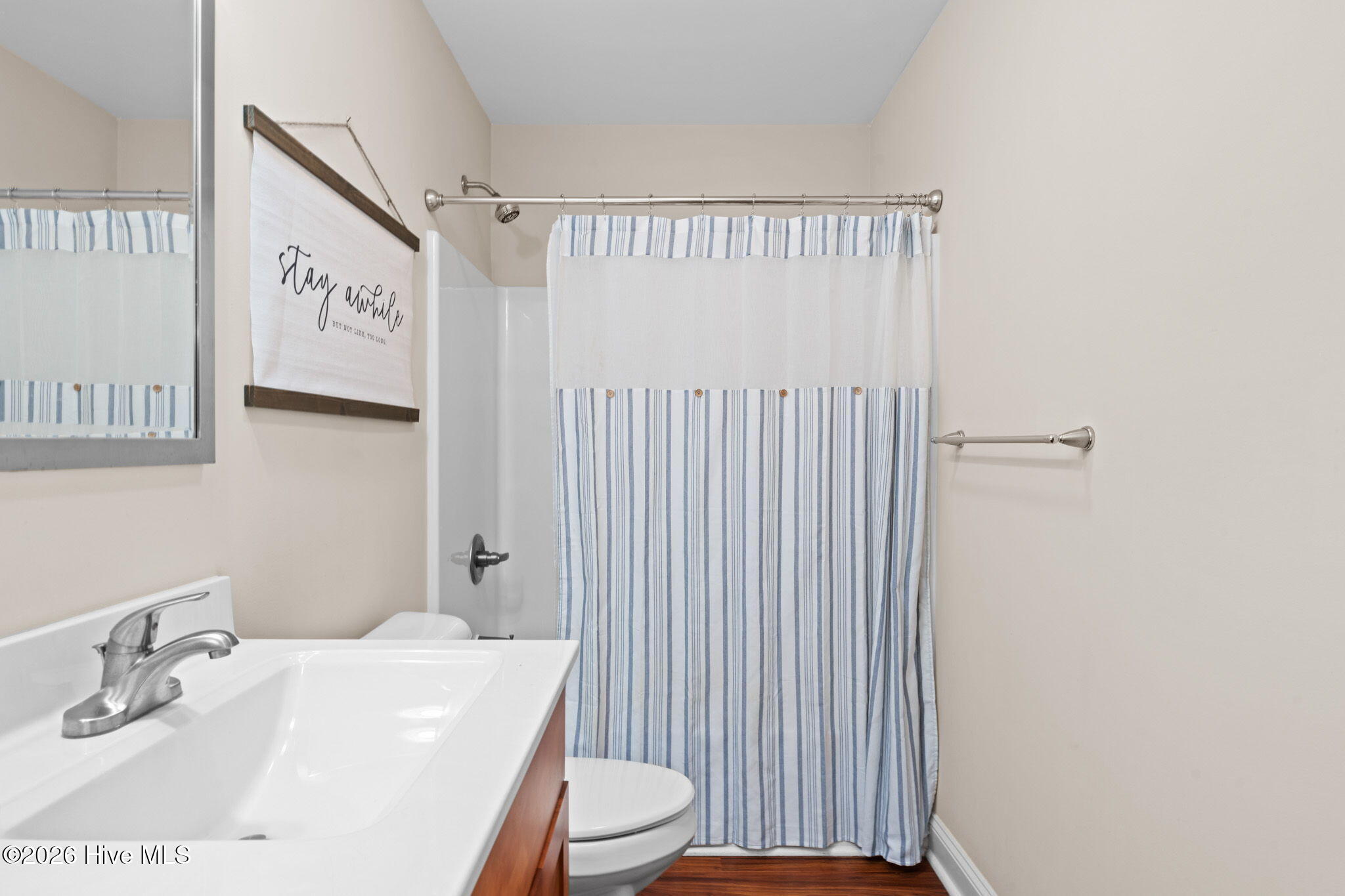 100564641 | Photo 21