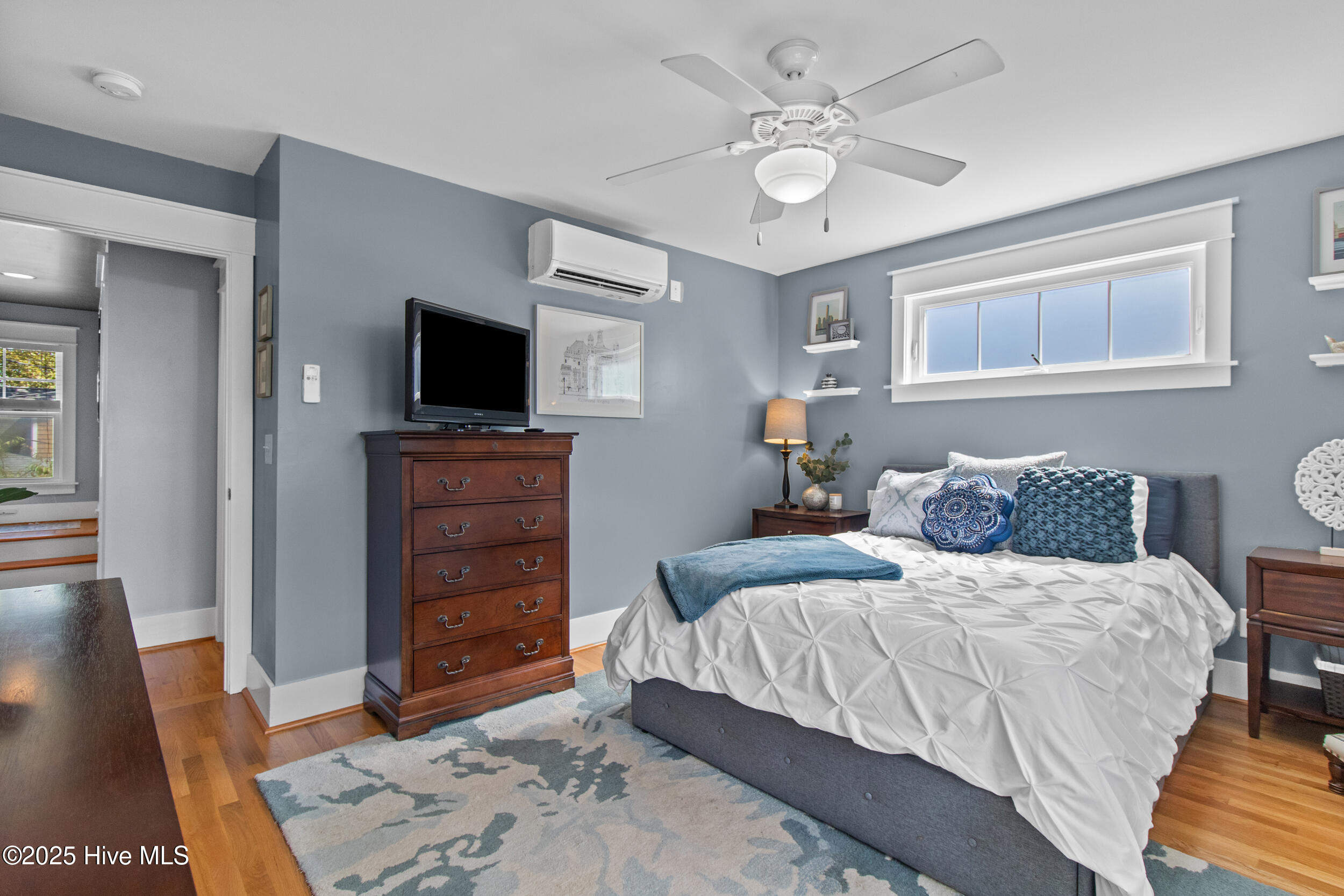 100532640 | Photo 34