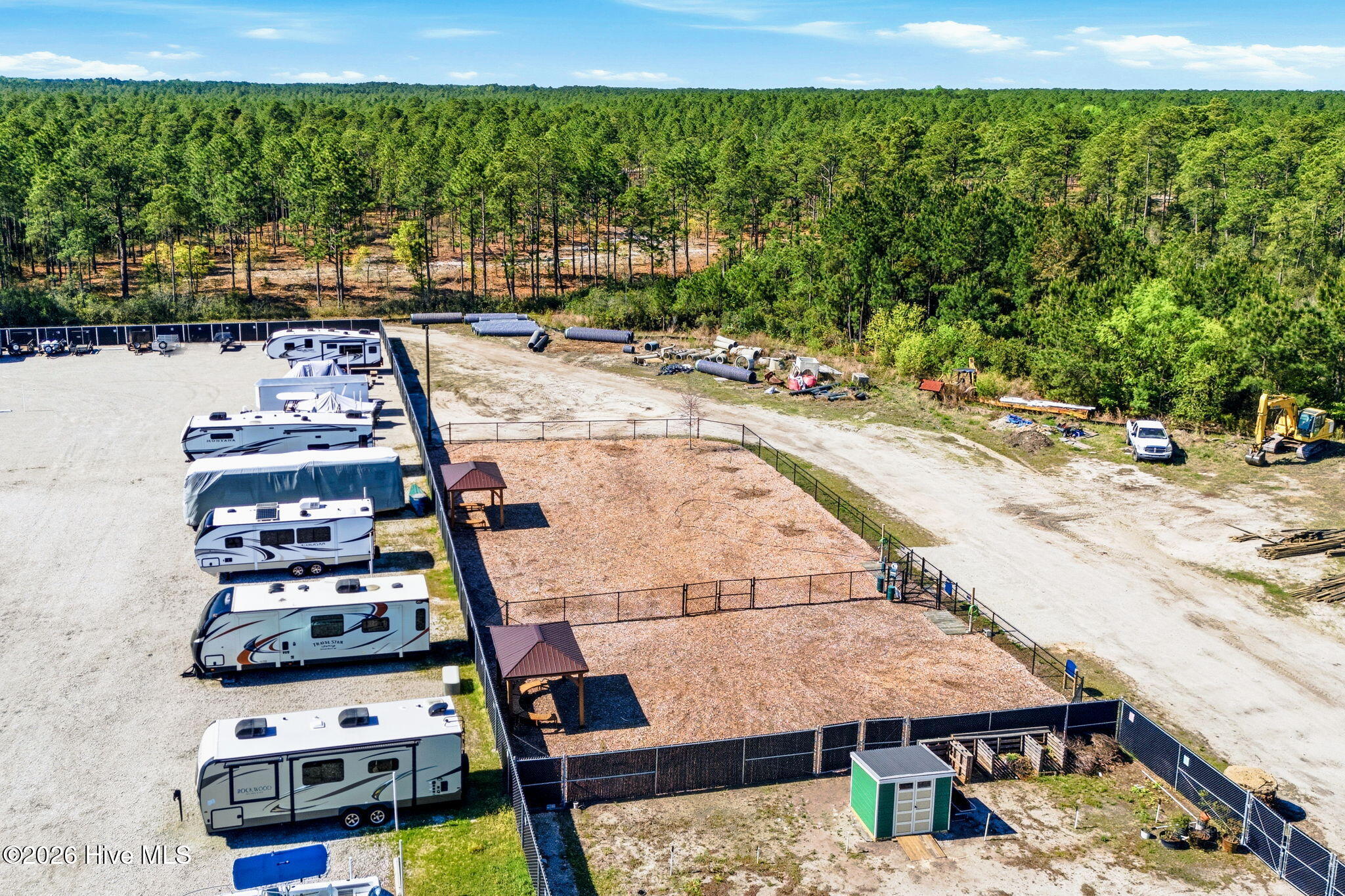 100566822 | Photo 90