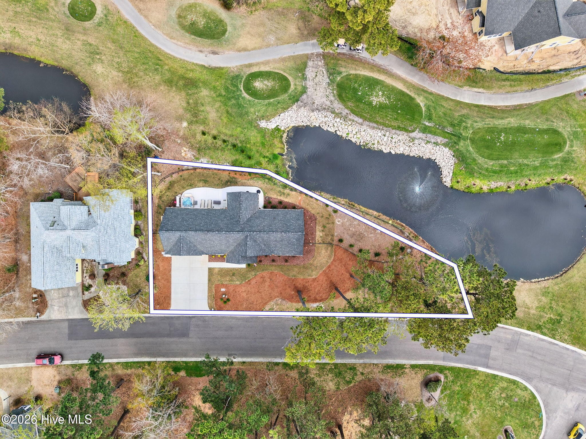 100563194 | Photo 42