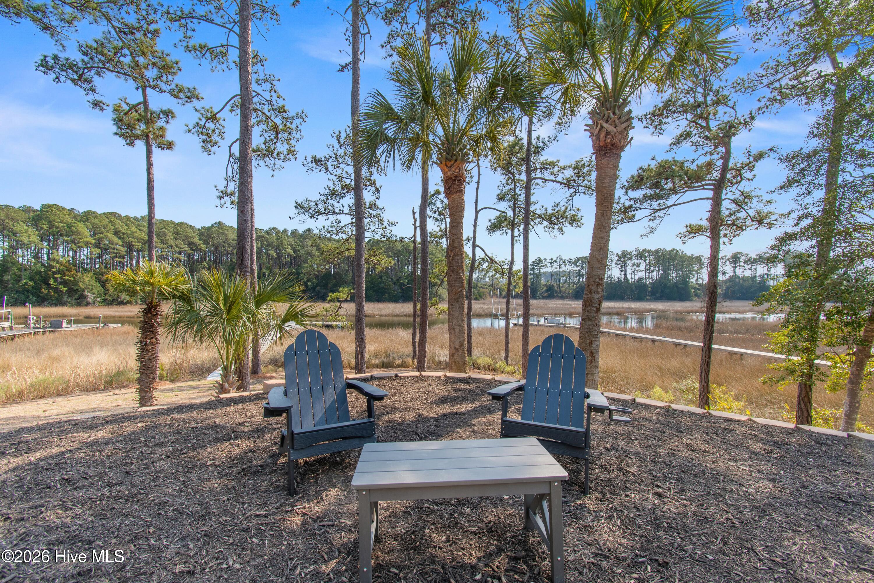 100556655 | Photo 65