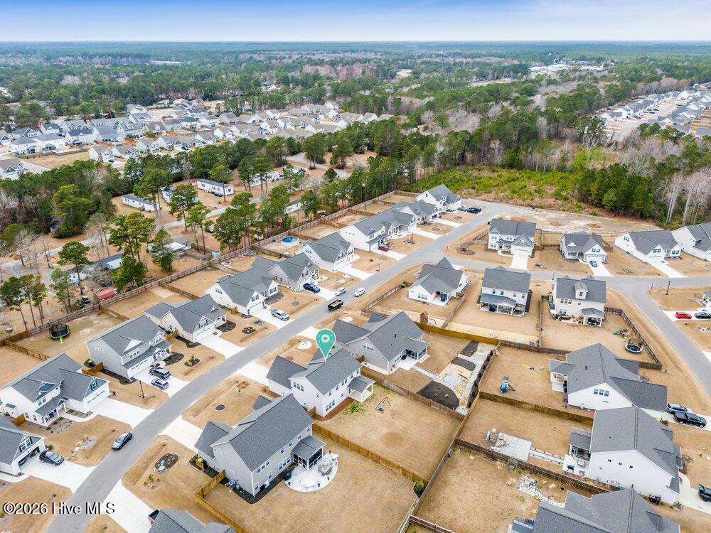 100558319 | Photo 41