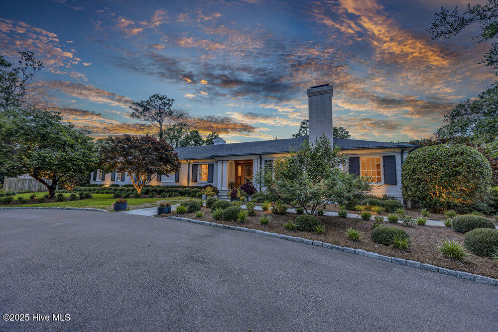 100519719 | Photo 52