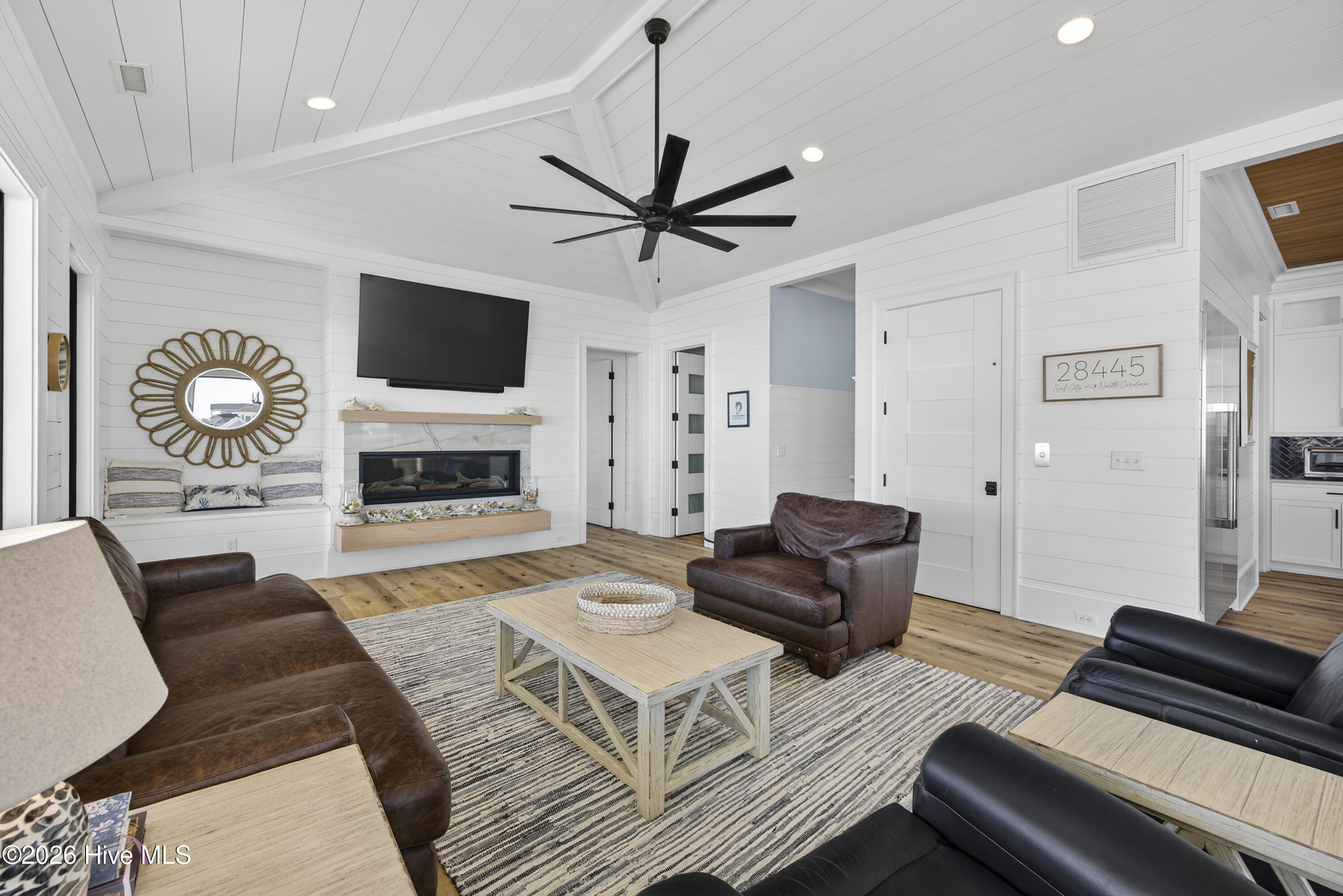 1423 N Shore Drive, Surf City, NC, 28445