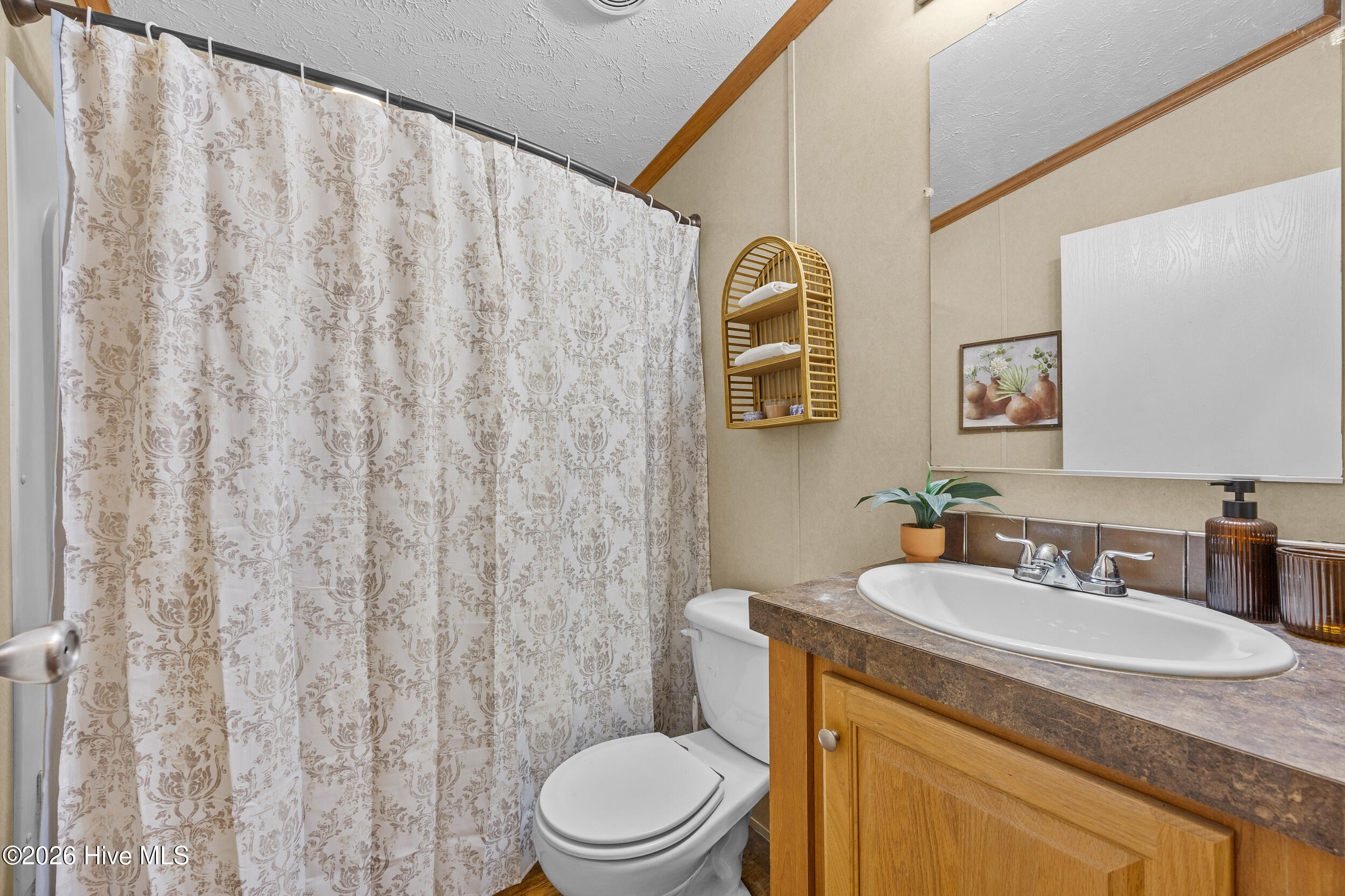 100547453 | Photo 34