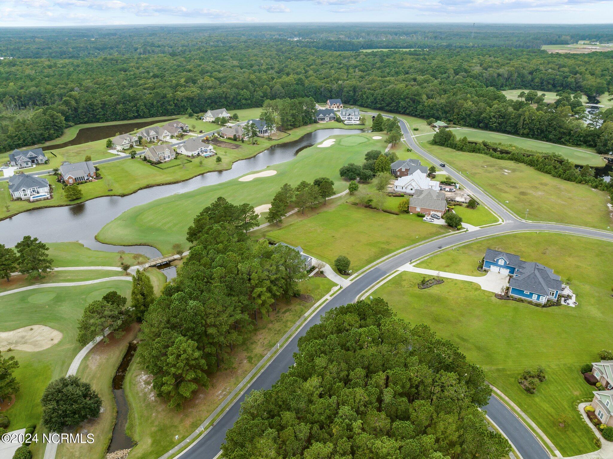 100467747 | Photo 11