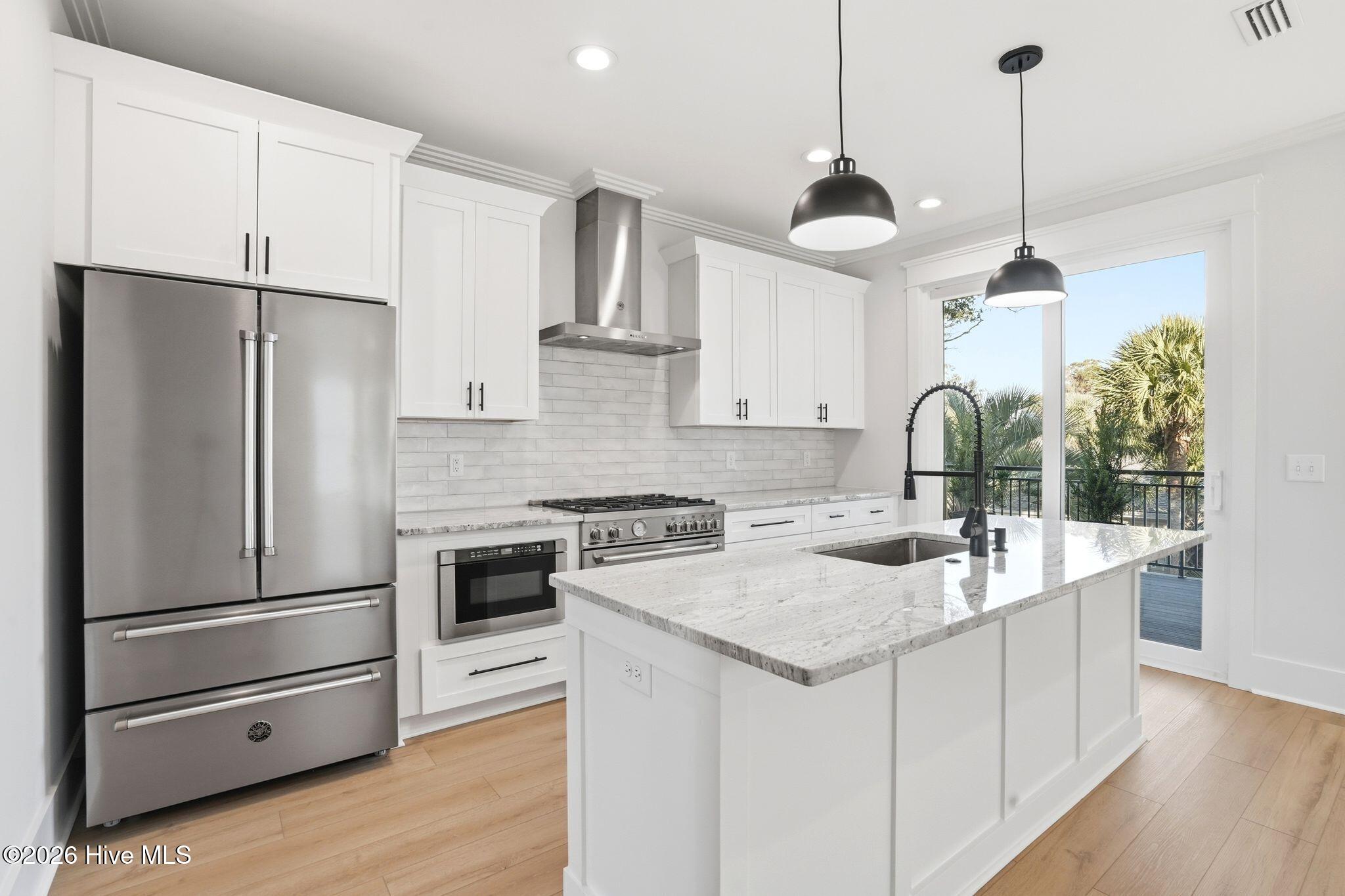 100554996 | Photo 30