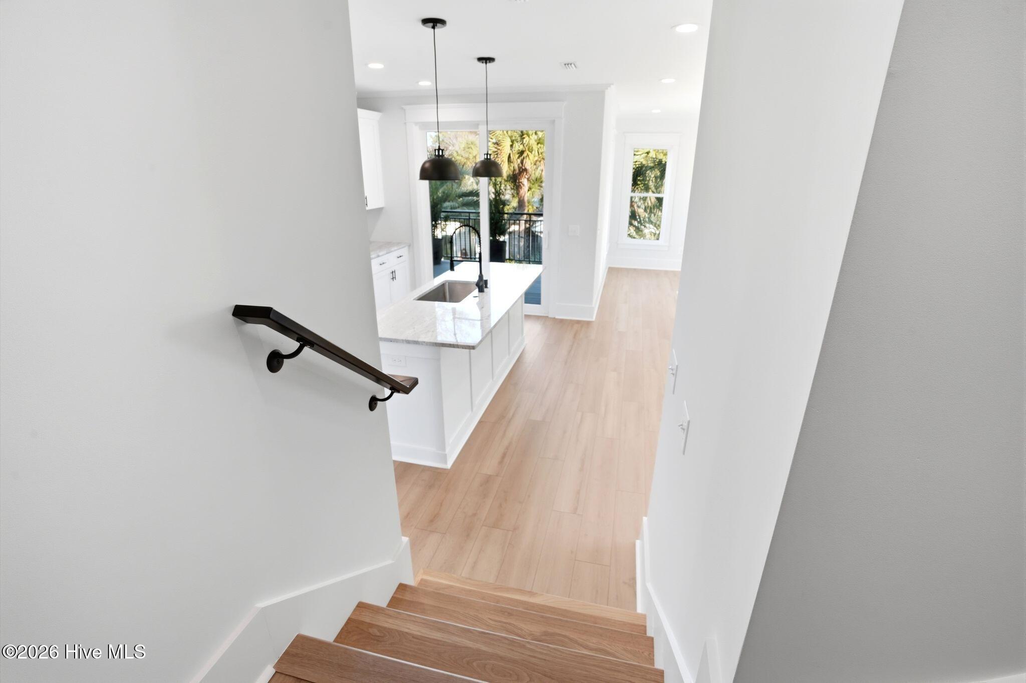 100554996 | Photo 54