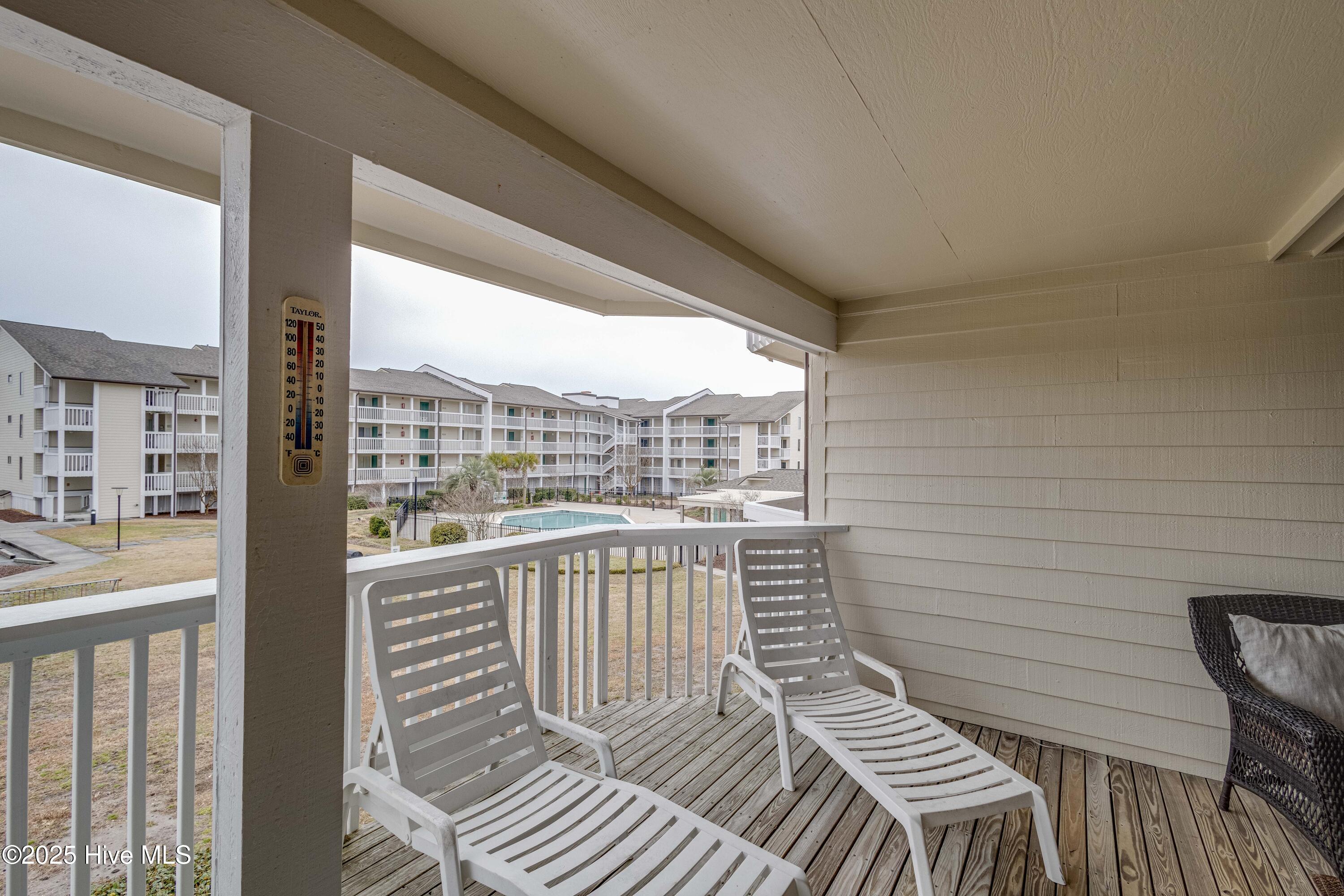 100494950 | Photo 30