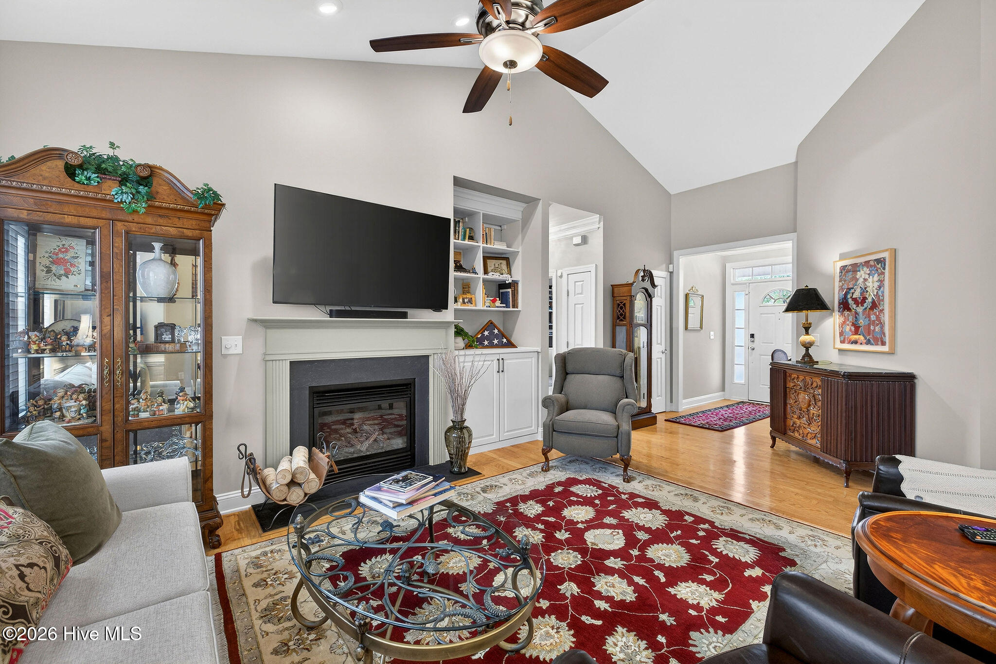 100565648 | Photo 10