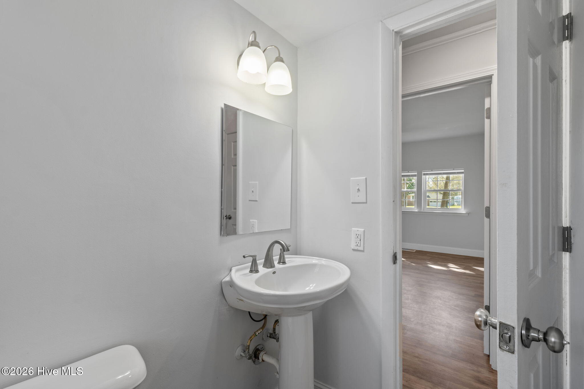 800 Little John Avenue, Jacksonville, NC, 28546