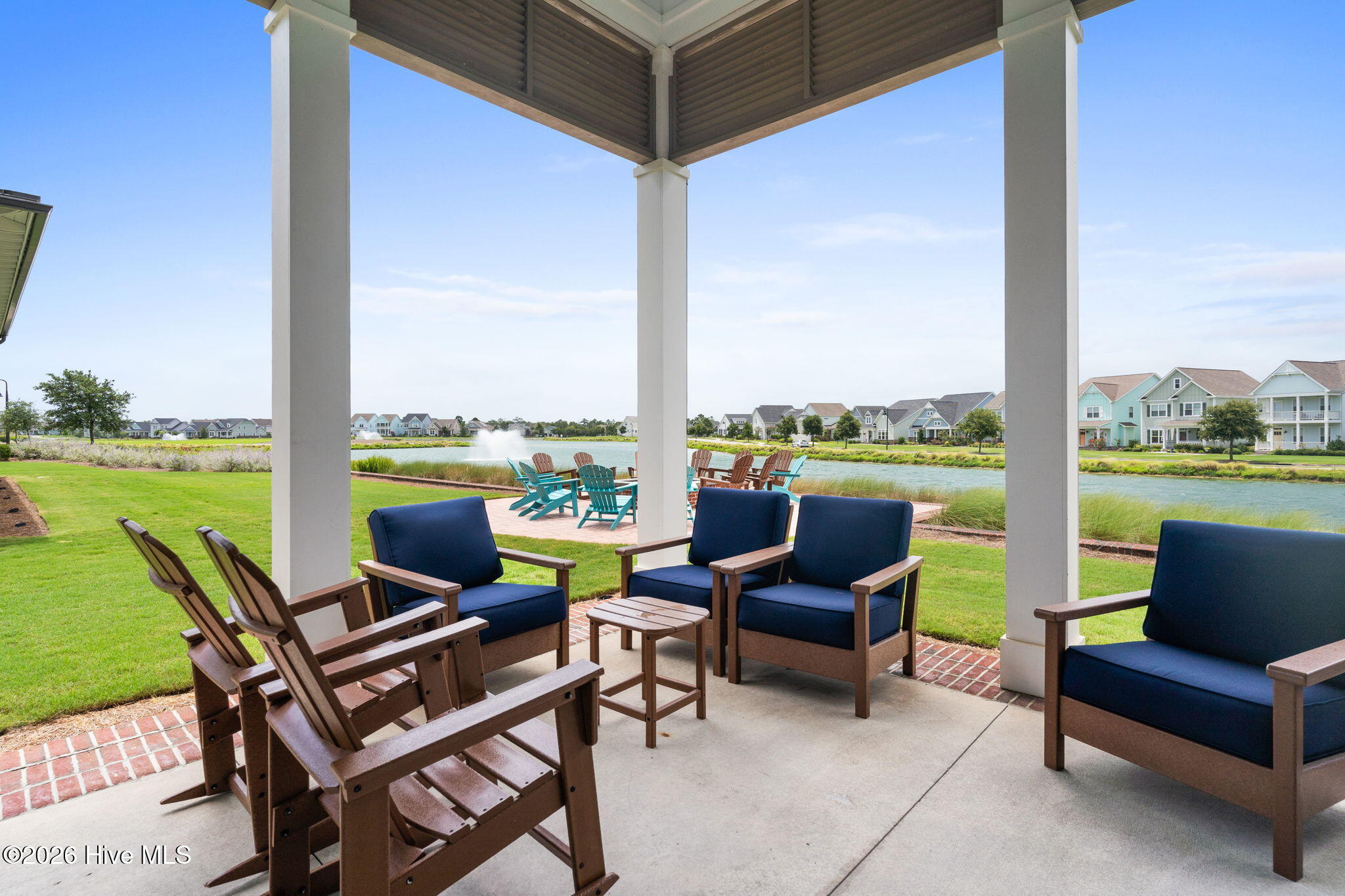 100569048 | Photo 56