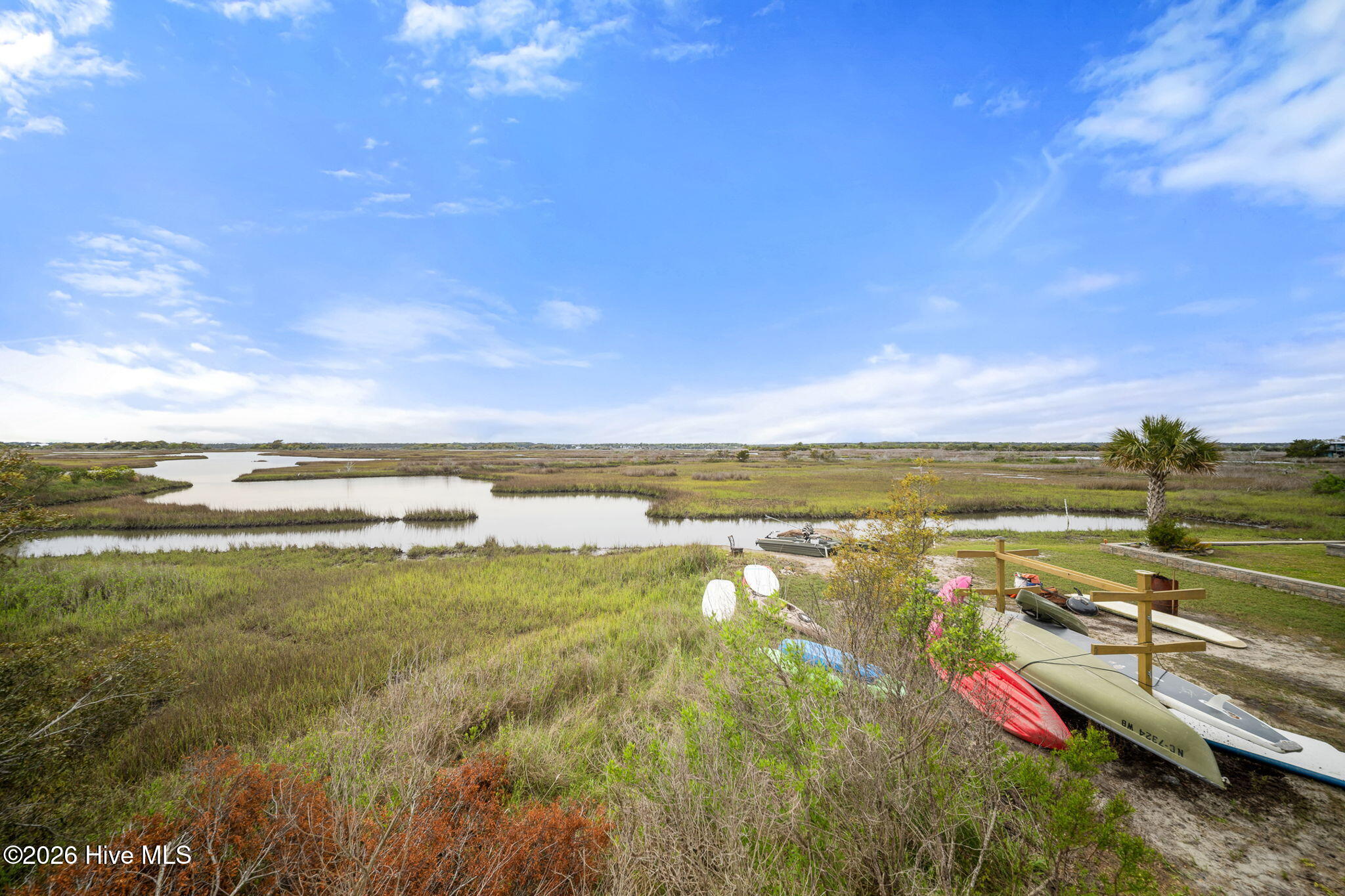 100566136 | Photo 81