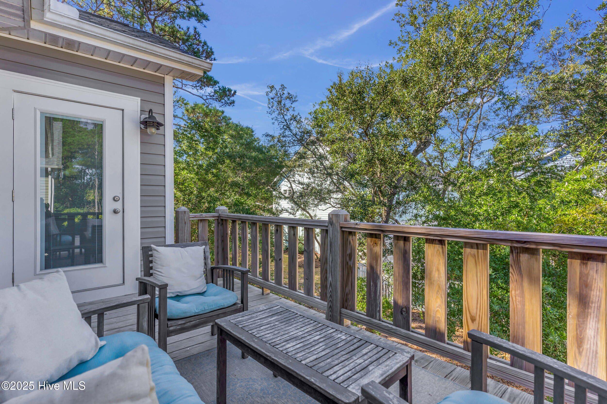 100537847 | Photo 29