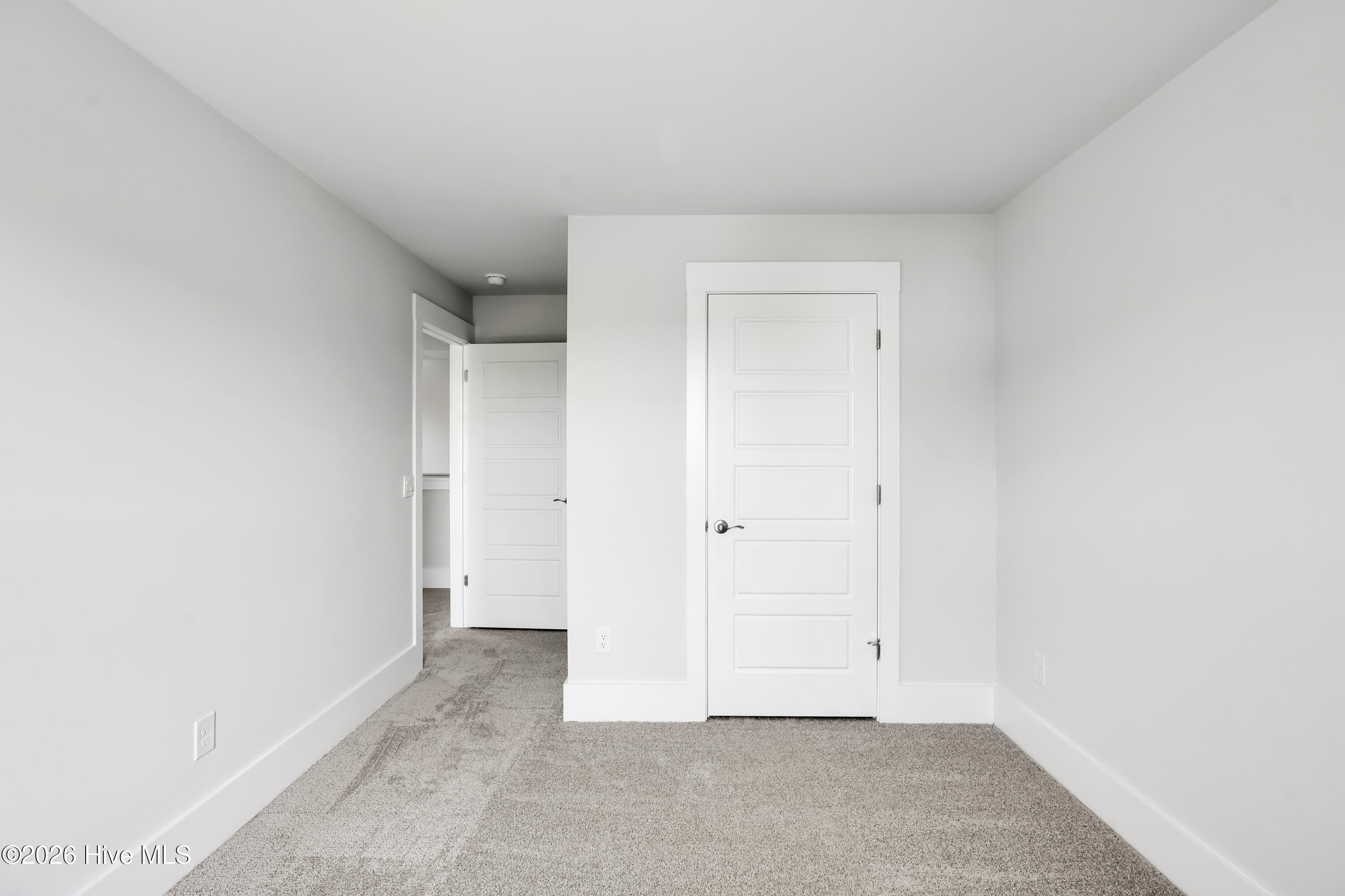 100544659 | Photo 19