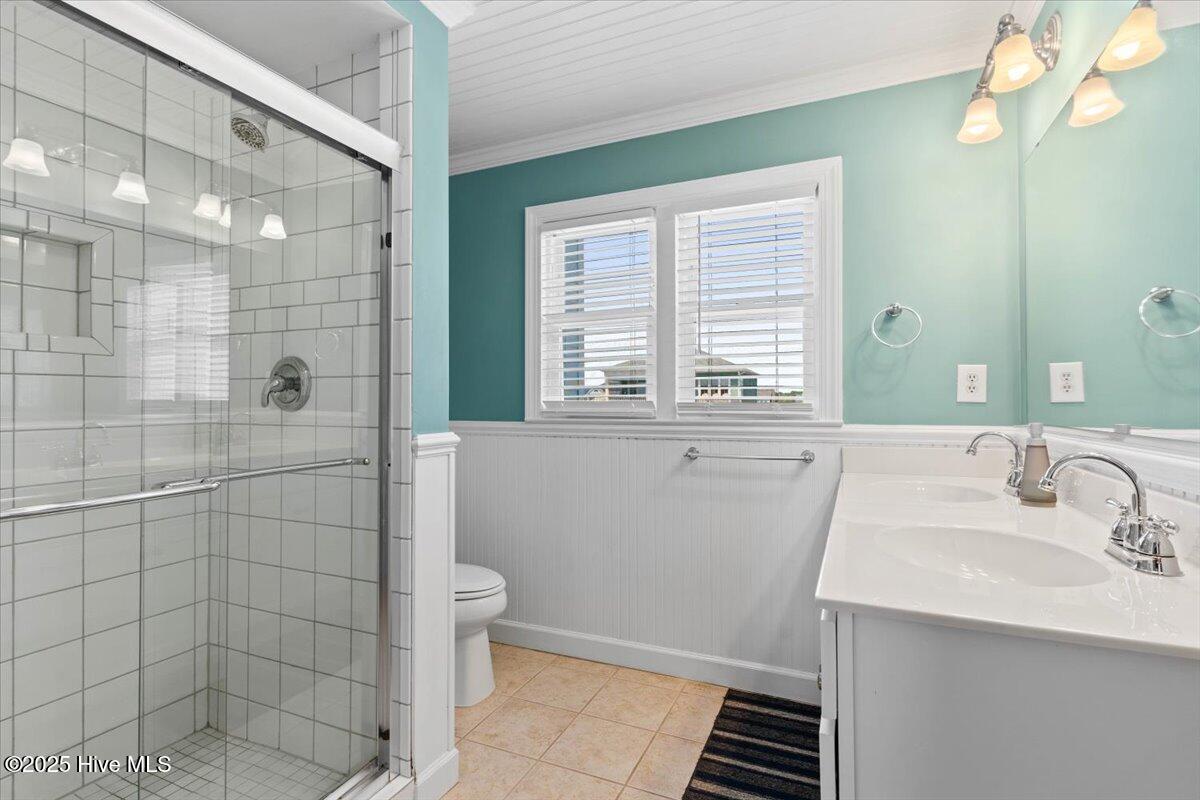 100513648 | Photo 32