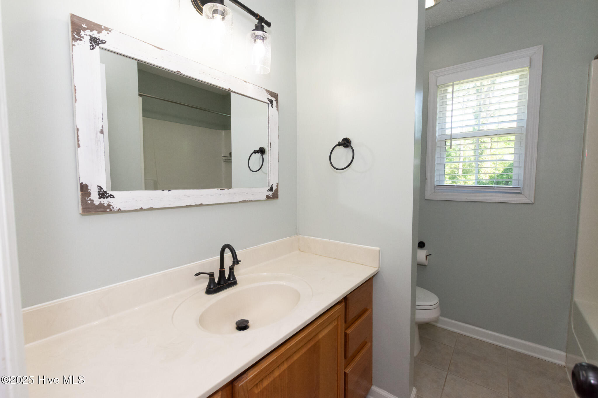 100554866 | Photo 30