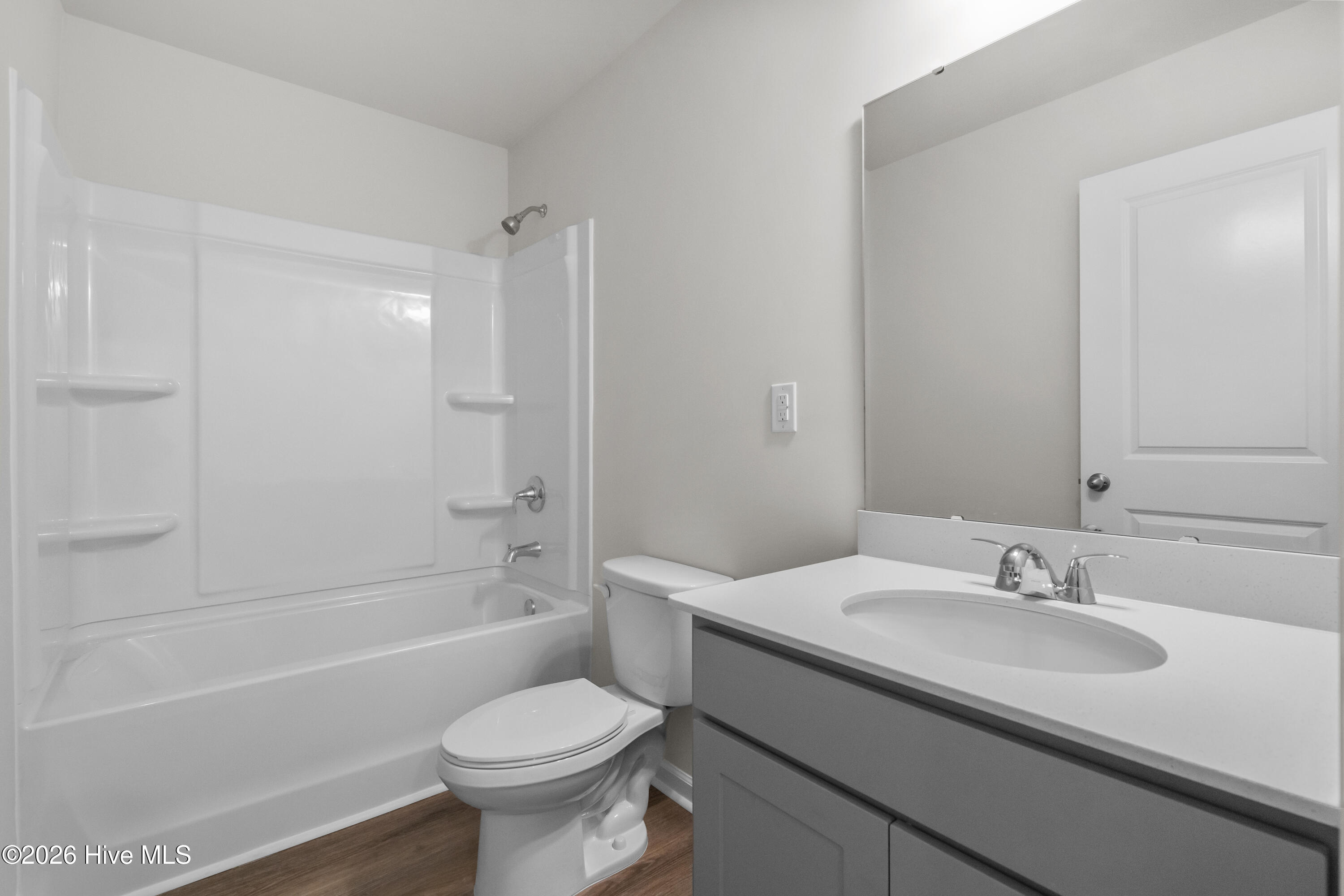 100550228 | Photo 31