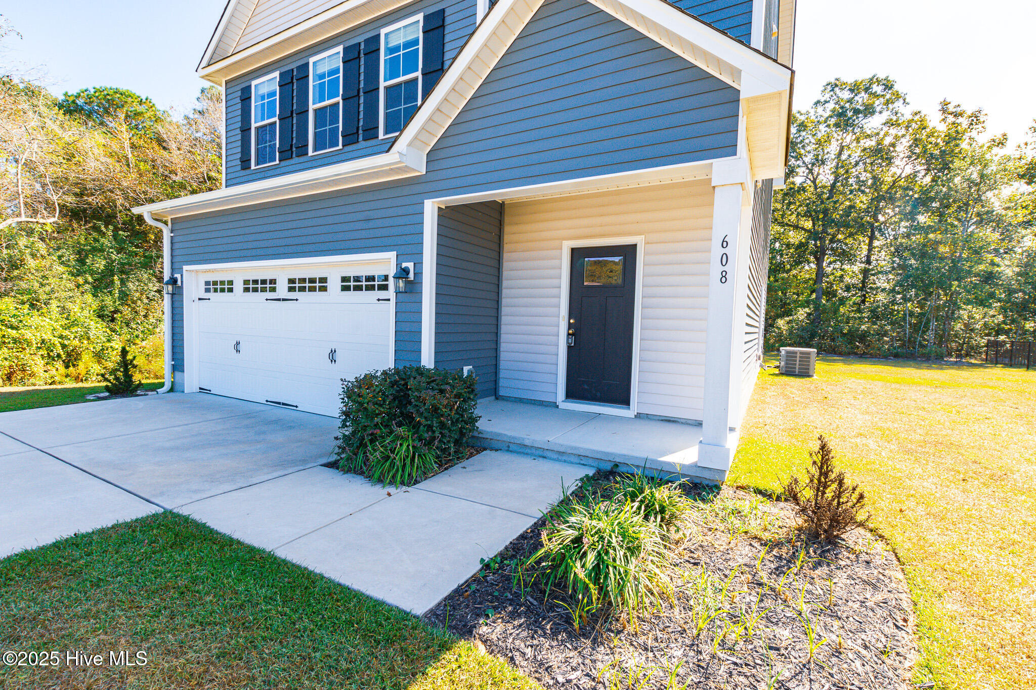 100531968 | Photo 10