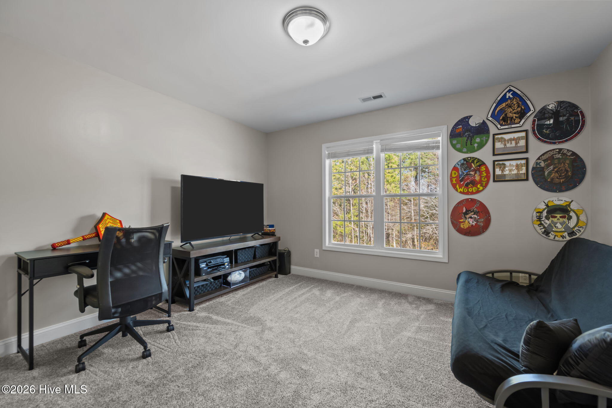 100547738 | Photo 30