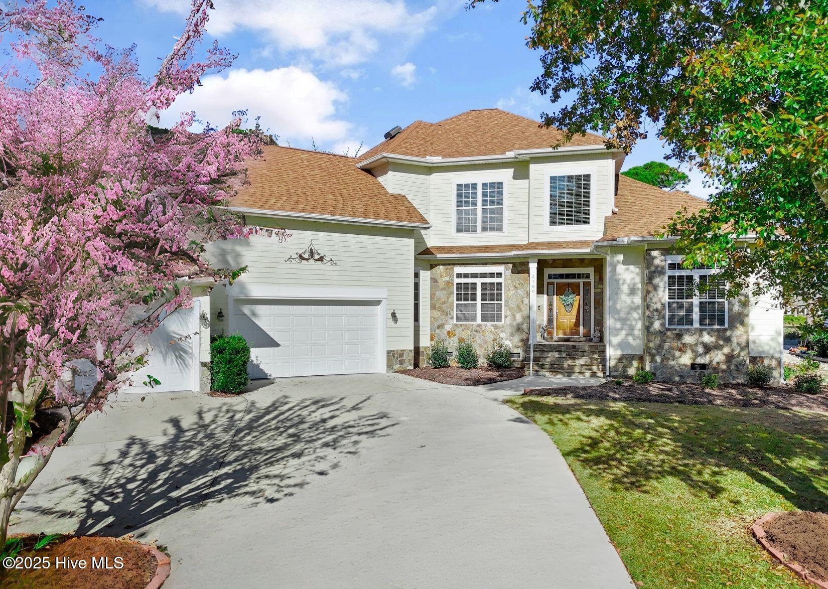 100479094 | Photo 70