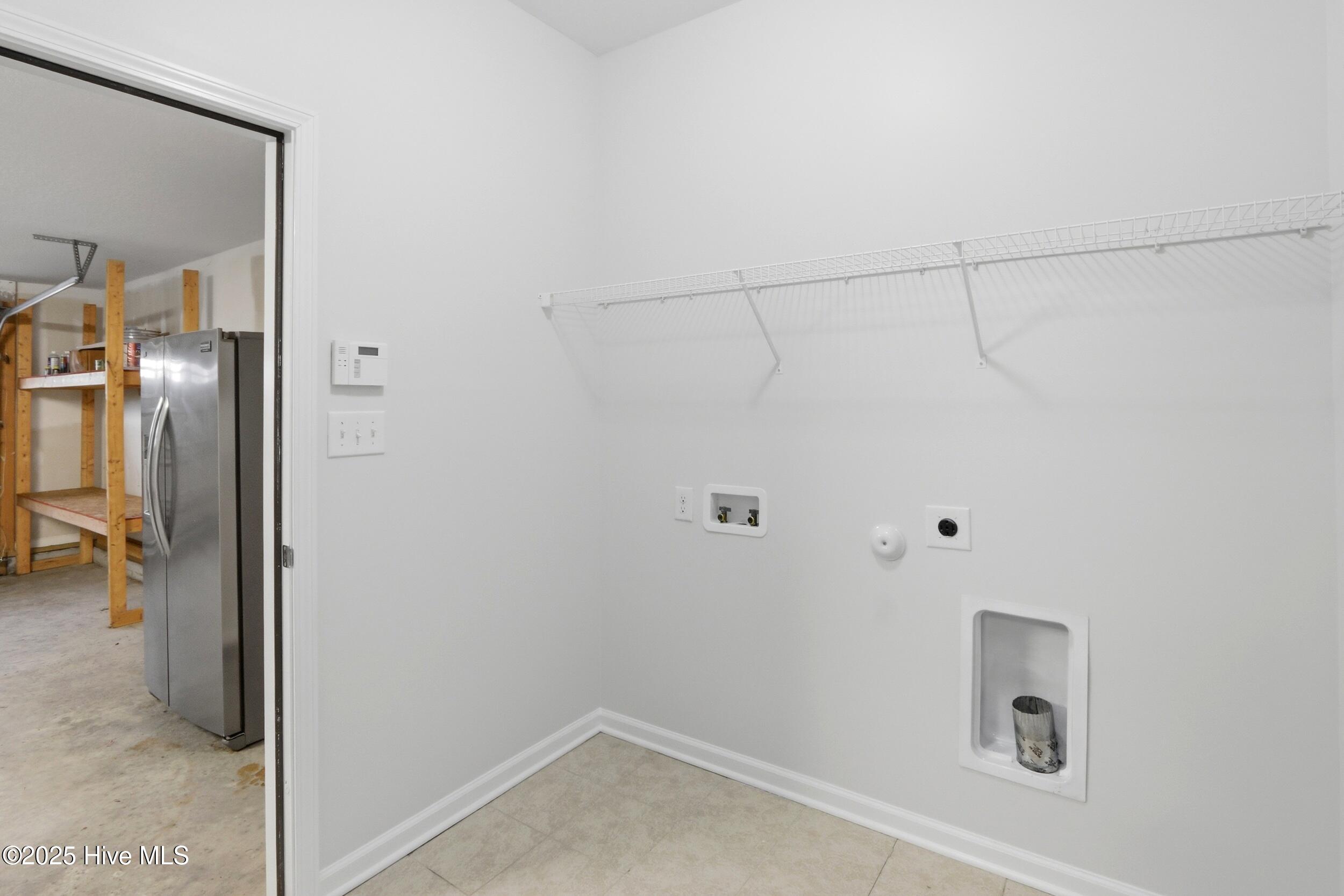 100545601 | Photo 44