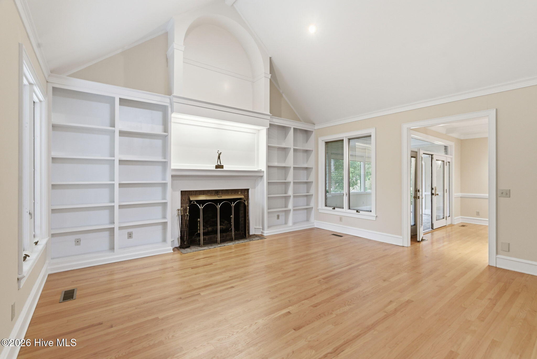 3 Sodbury Court-13