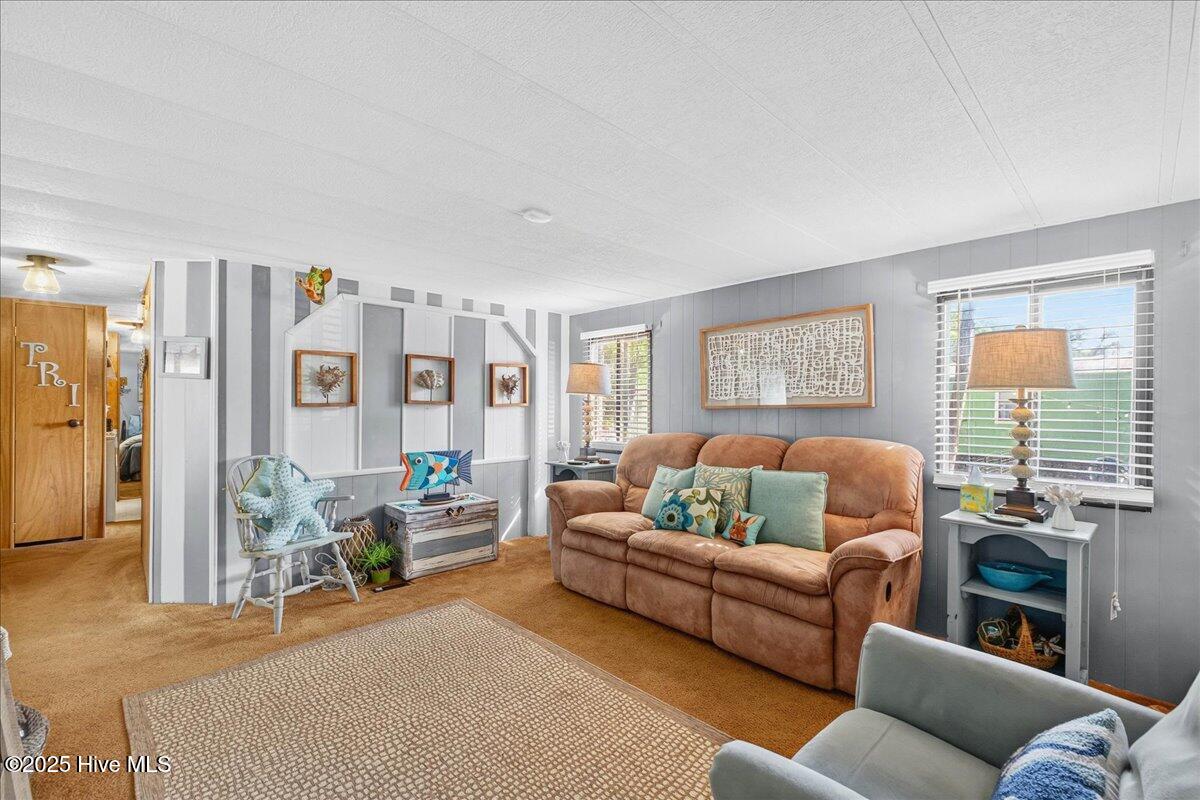 100529592 | Photo 18