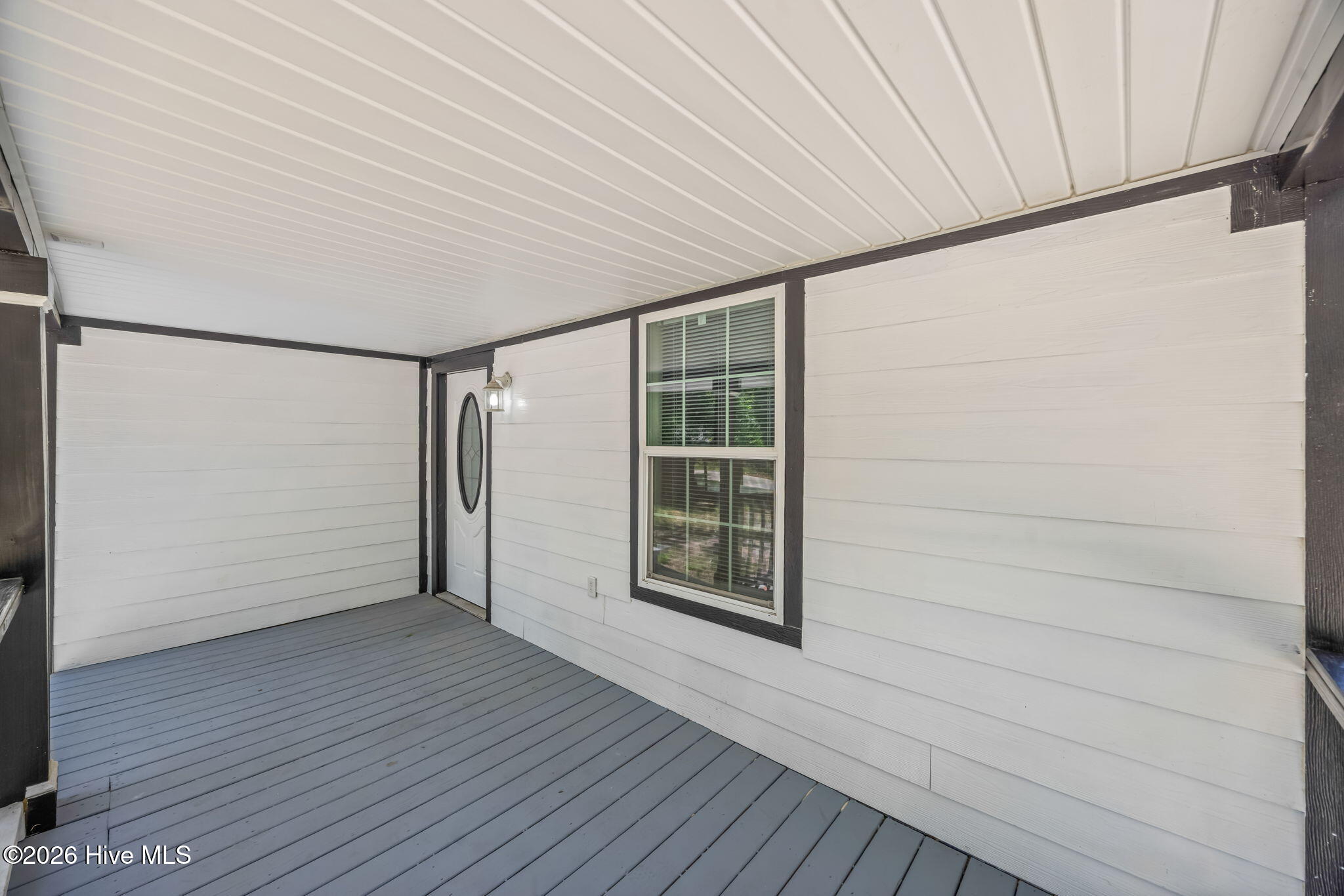9-web-or-mls-1917 Haynie Drive-43