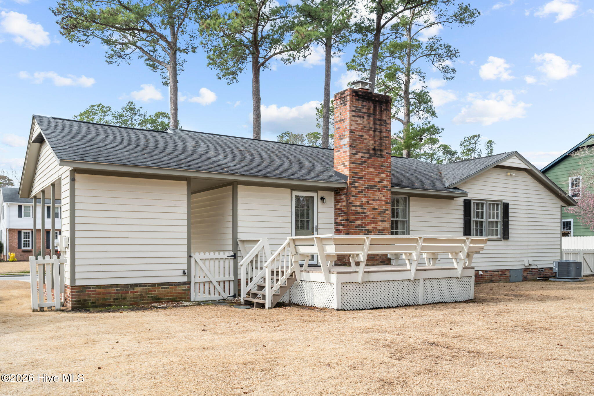 100555797 | Photo 39