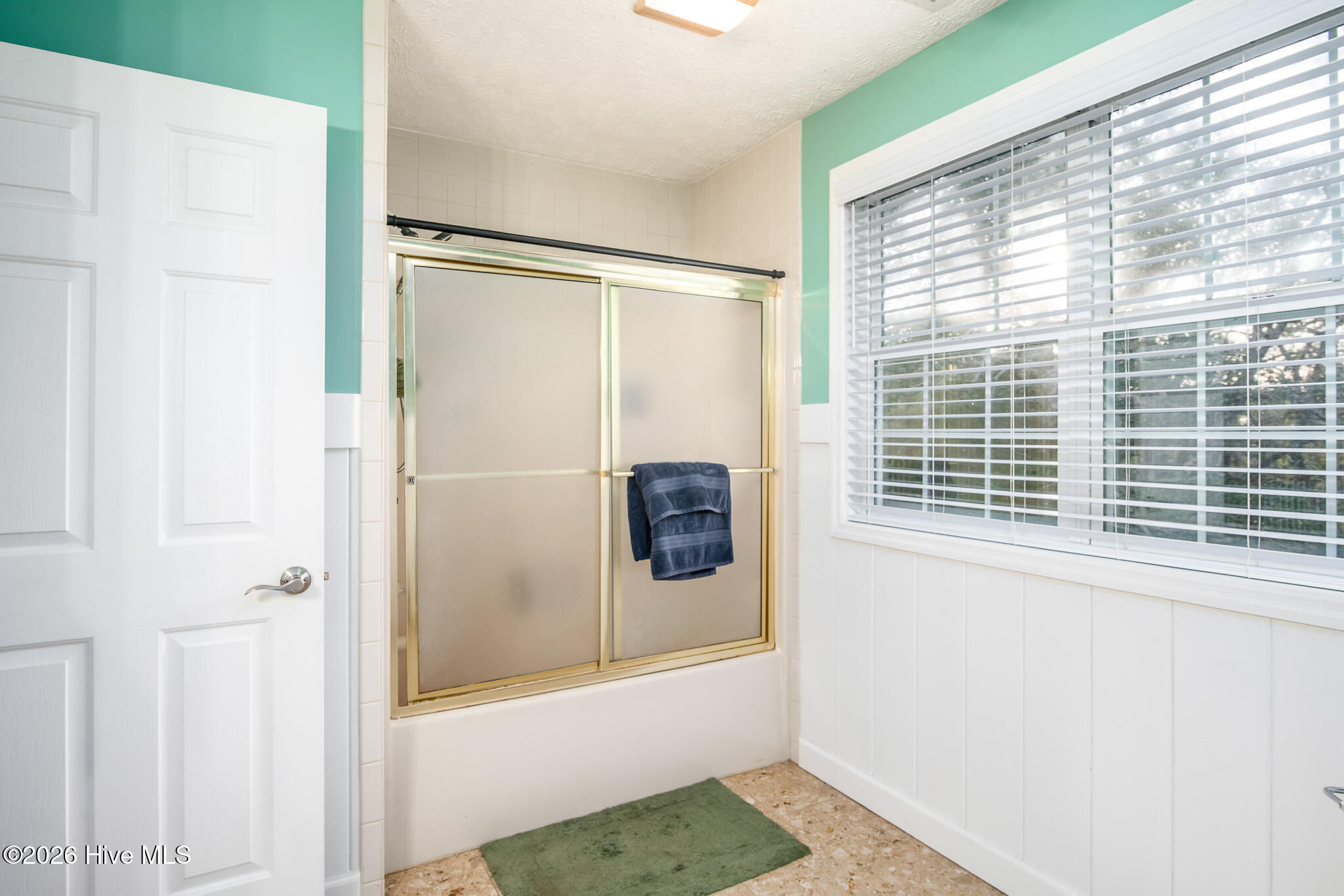 100549420 | Photo 34