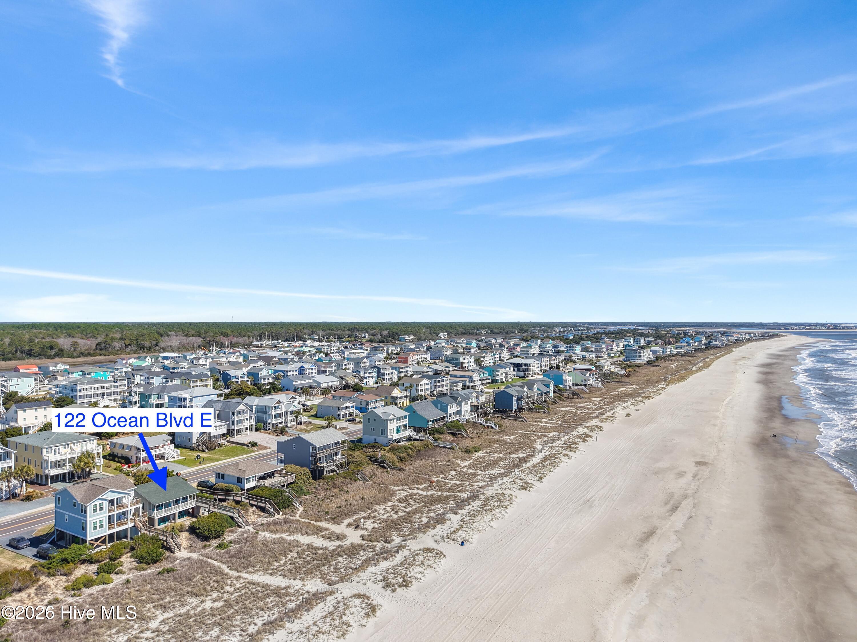 100560926 | Photo 33