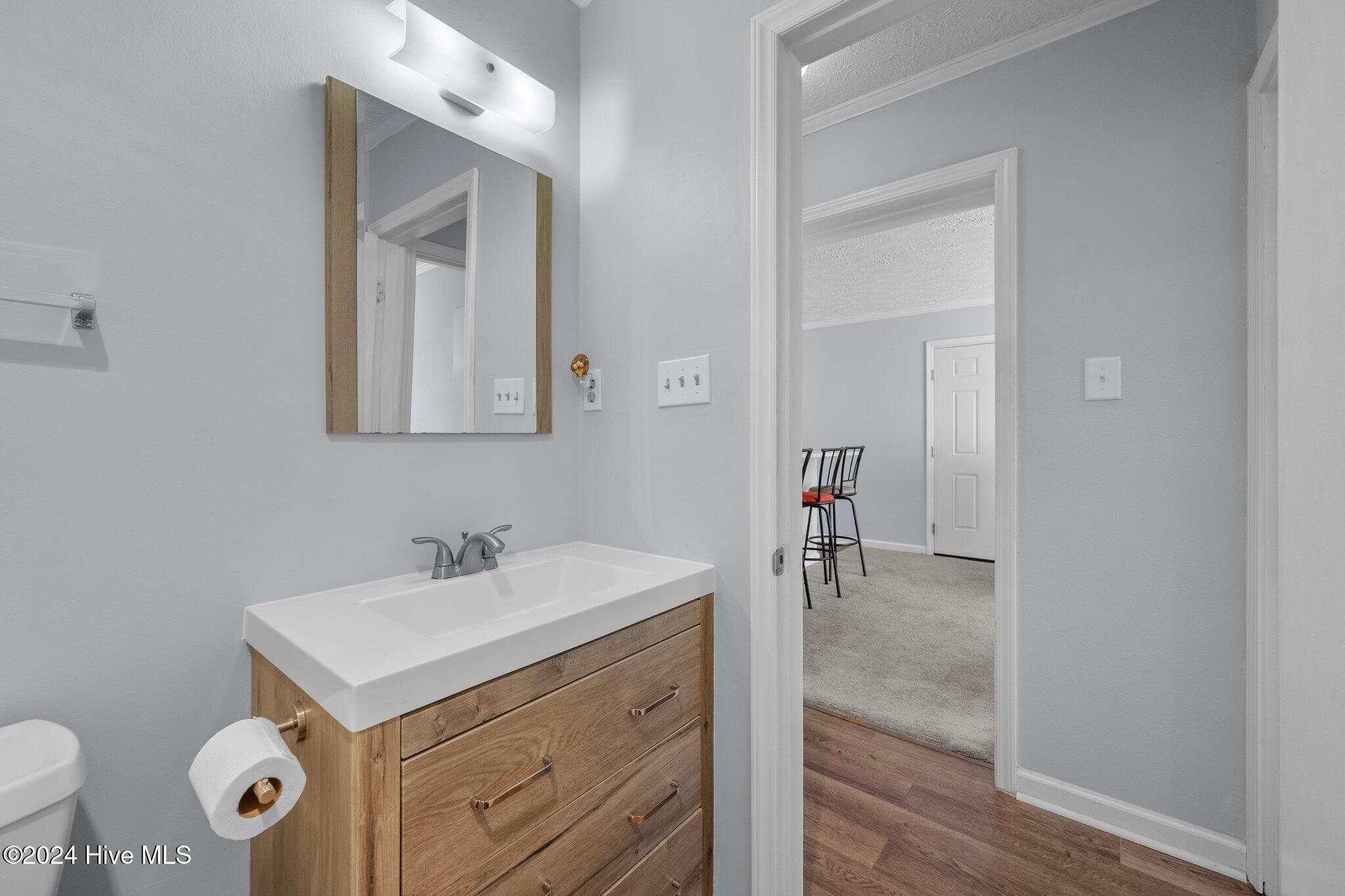 100480153 | Photo 22