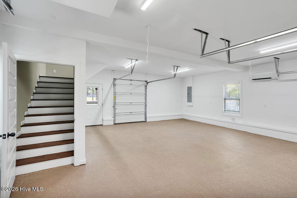 100529552 | Photo 36