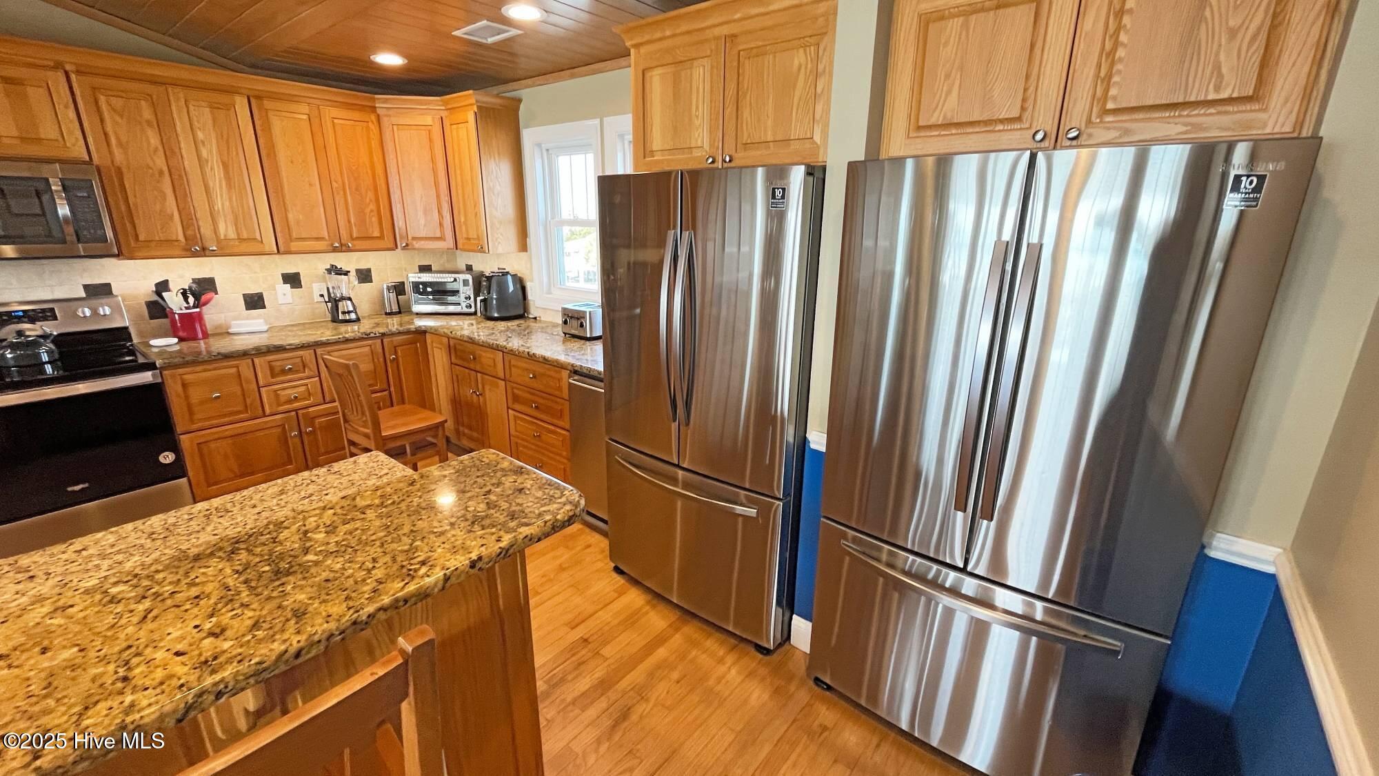 100496686 | Photo 52