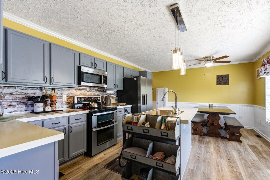 100566216 | Photo 12