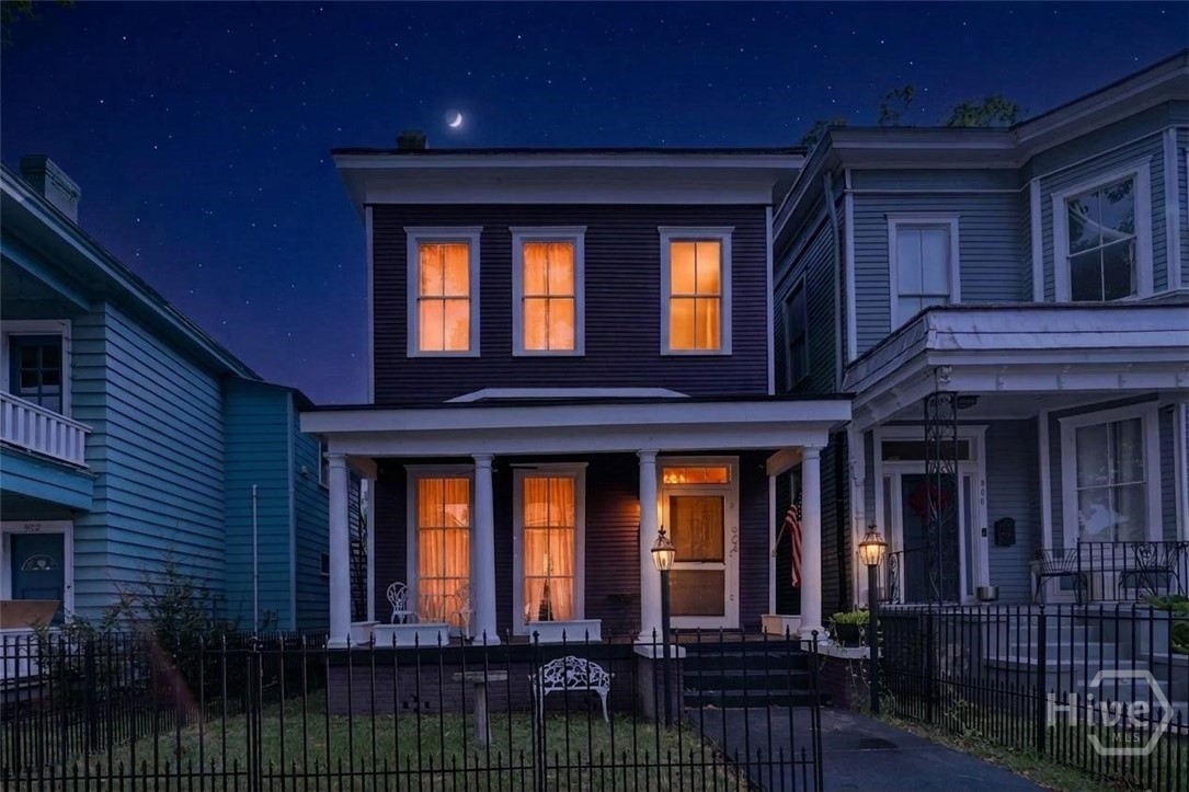 Photo 2 of Single family home for sale at 904 E Park Ave, Savannah, GA 31401 | MLS# SA361151 | Listing updated on 2026-09-15