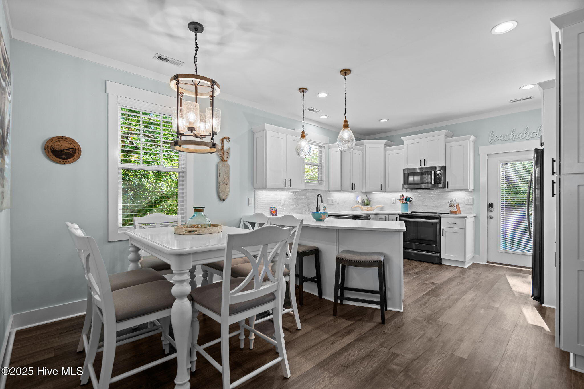 100521315 | Photo 10