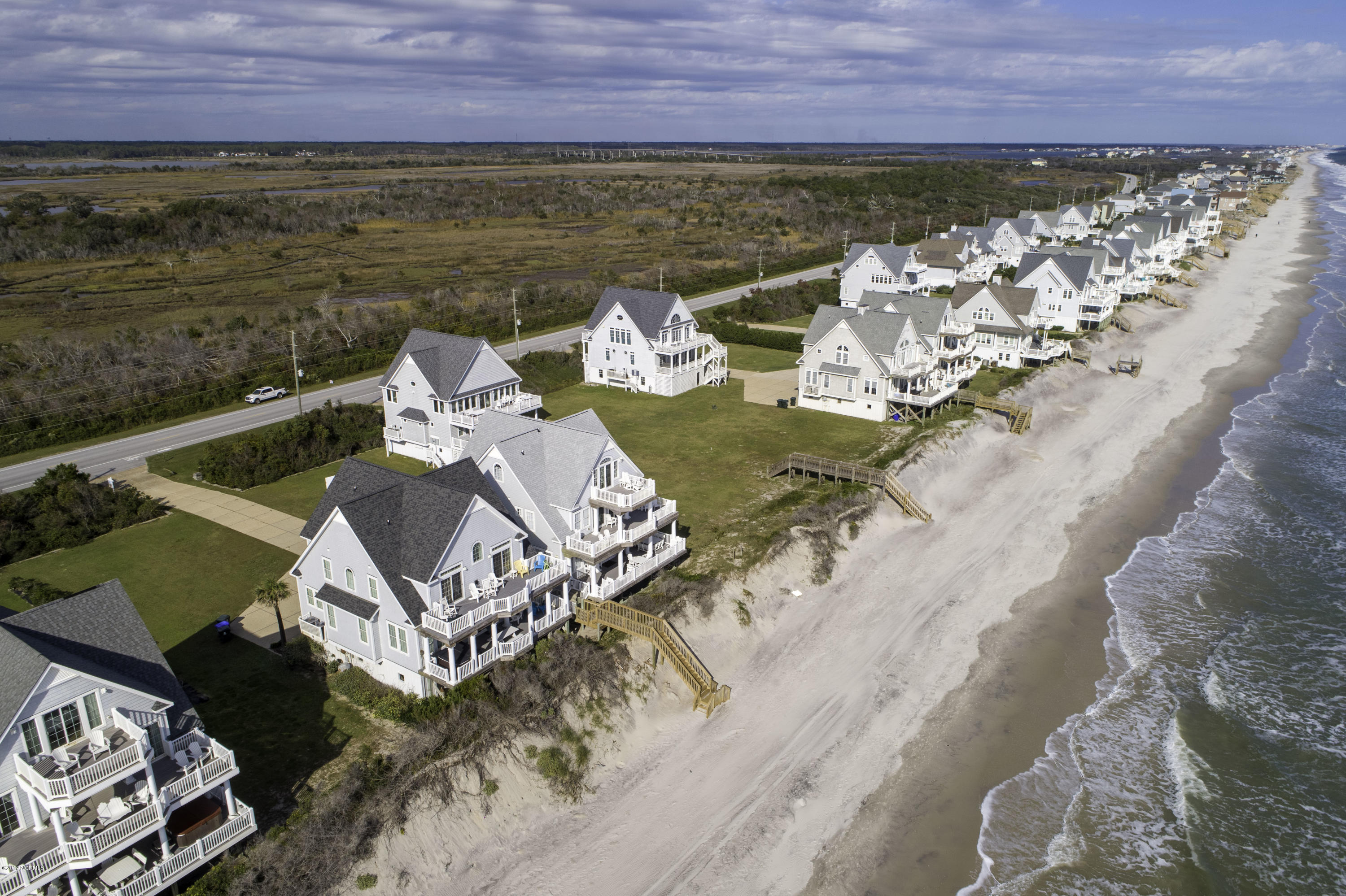 100568225 | Photo 17