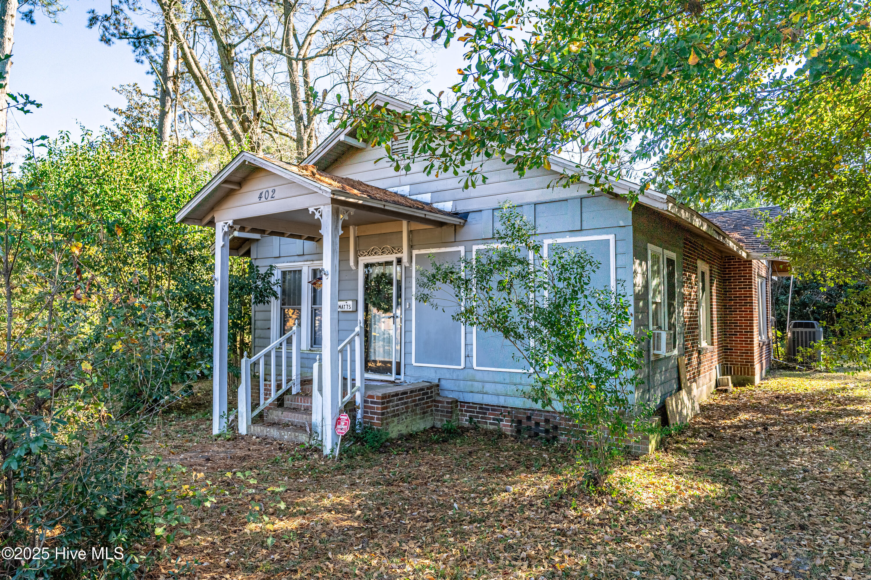 Homes for sale in Chadbourn, NC | 402 E 2nd Ave, Chadbourn, NC 28431 | MLS# 100557721