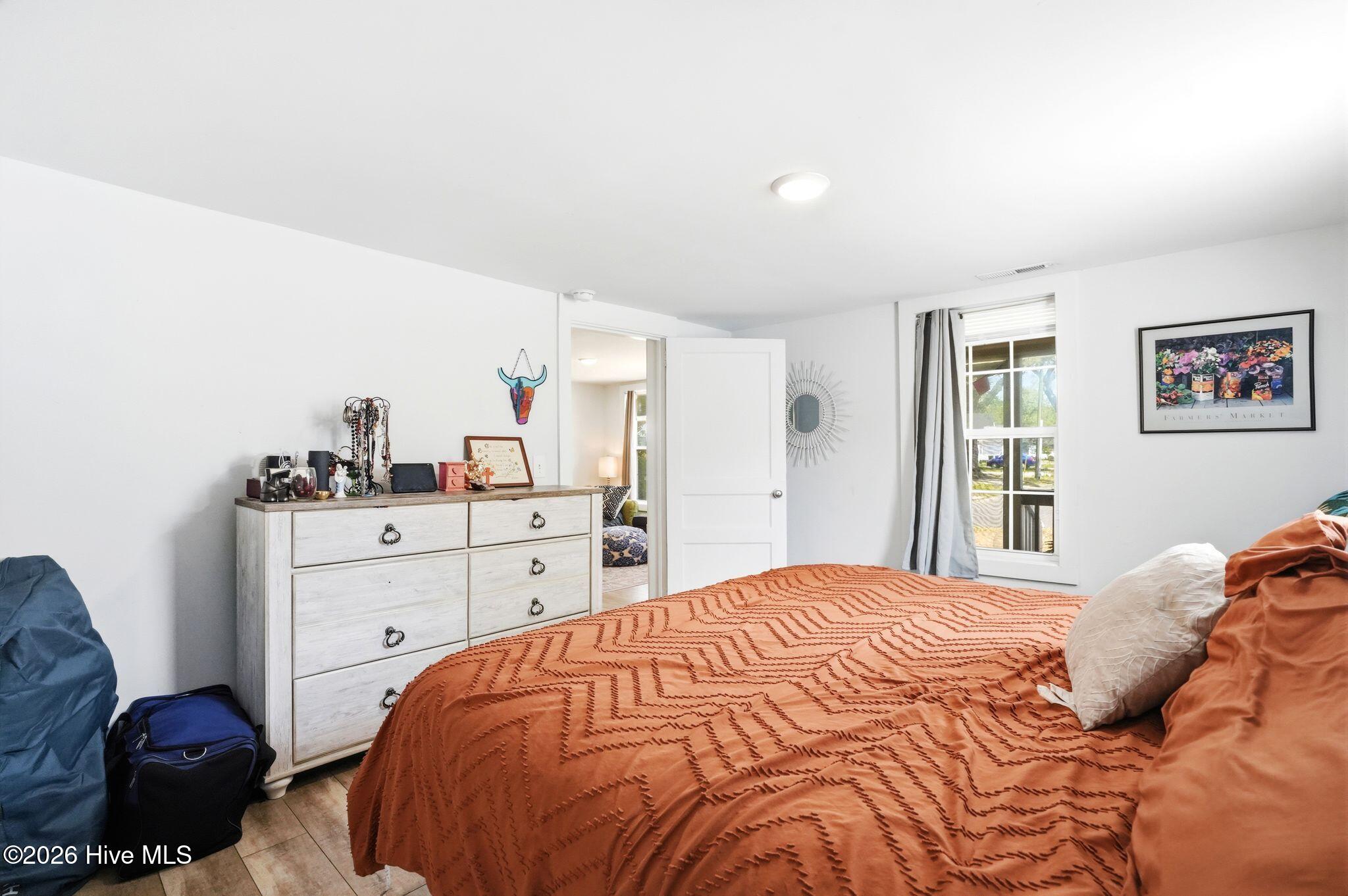 100564510 | Photo 20