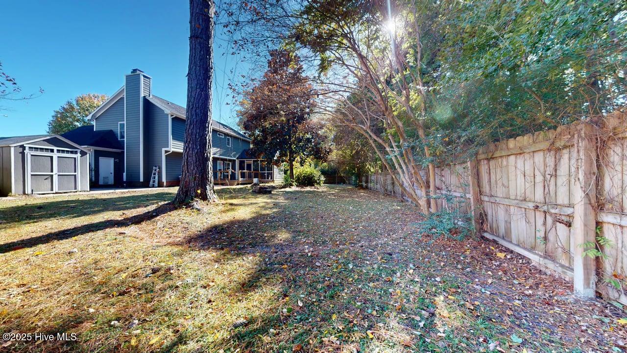 100541217 | Photo 40