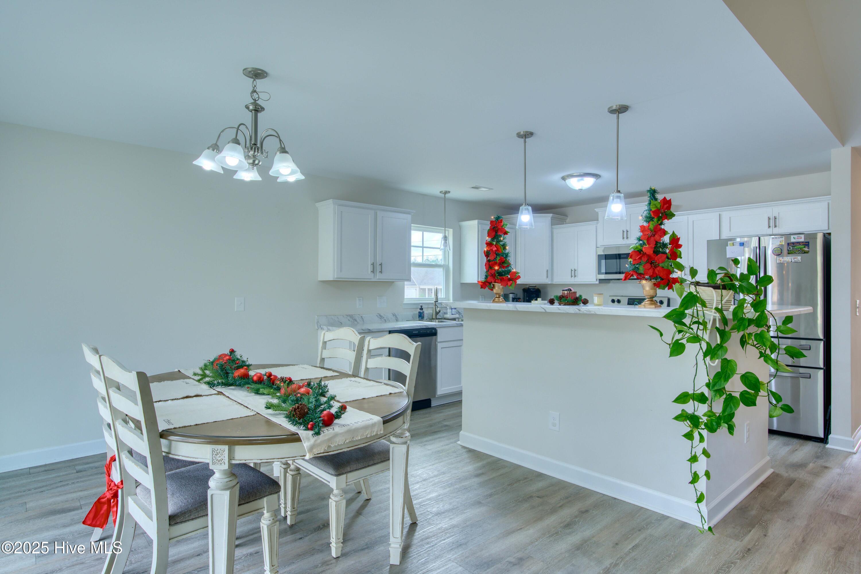 100544768 | Photo 10