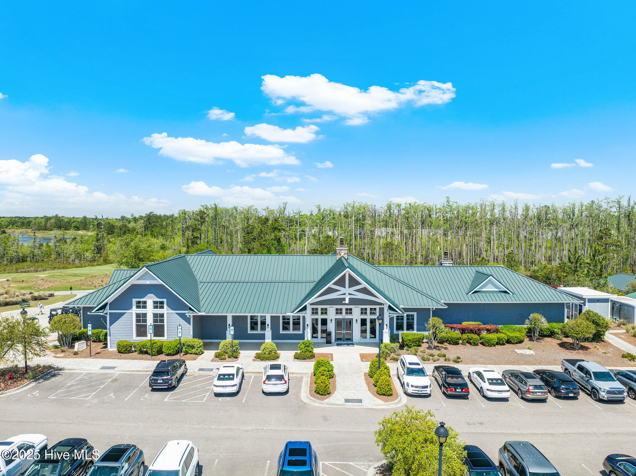 100523892 | Photo 94