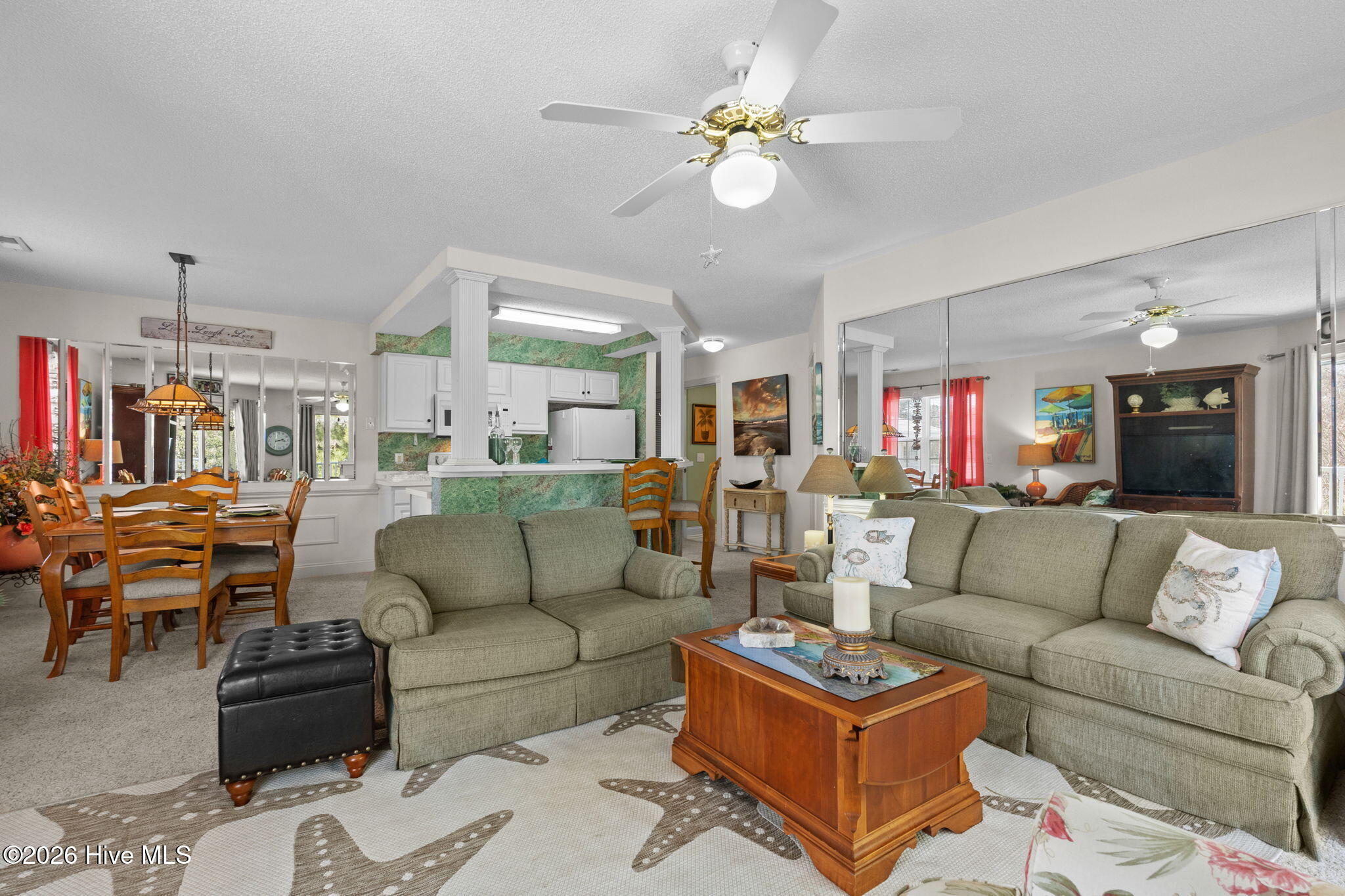 100558882 | Photo 11