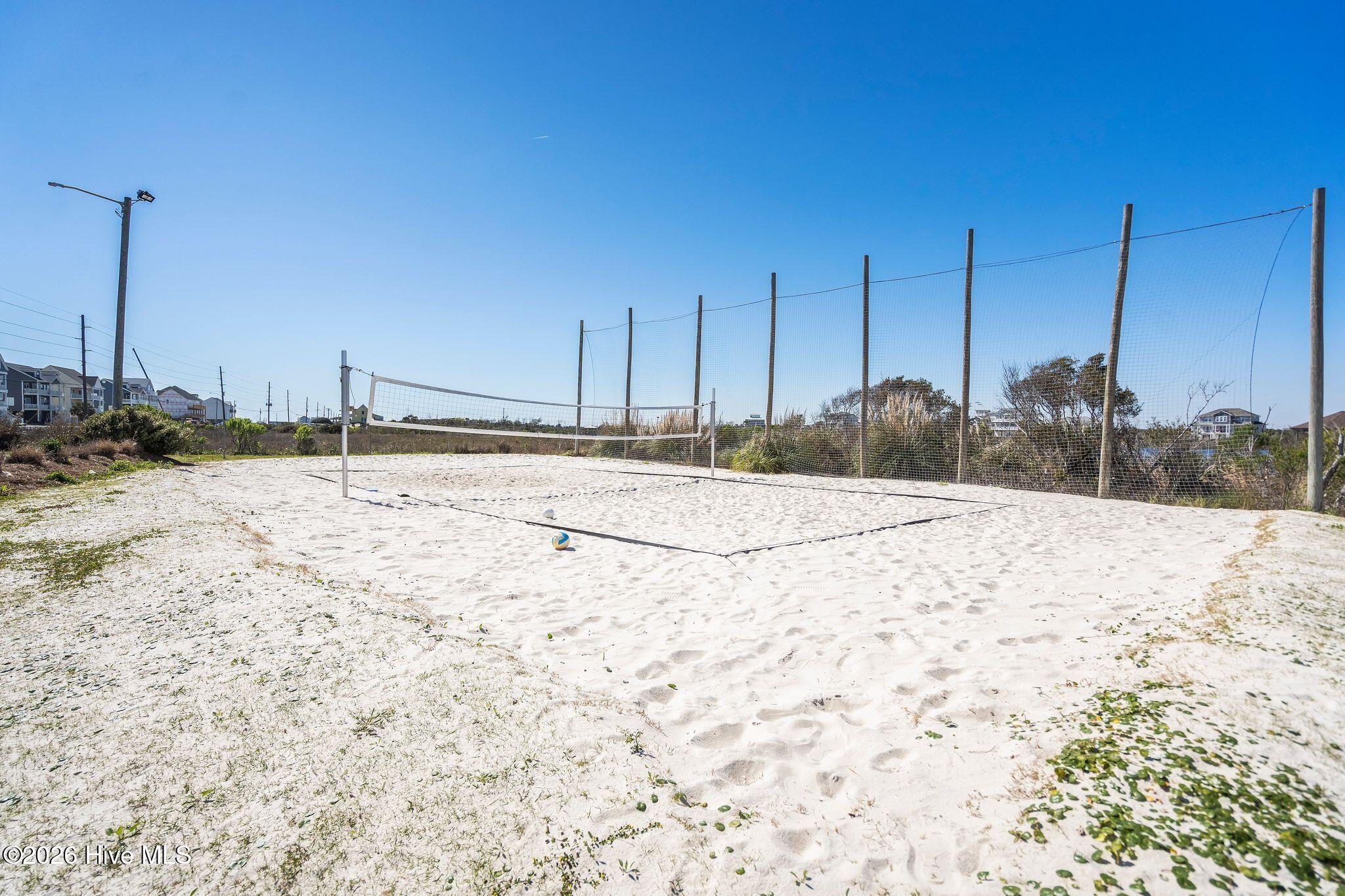 100560108 | Photo 55