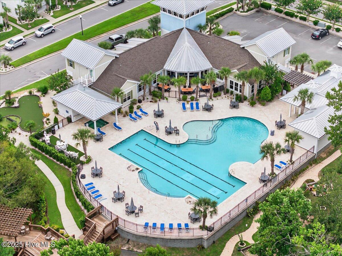 100524378 | Photo 63