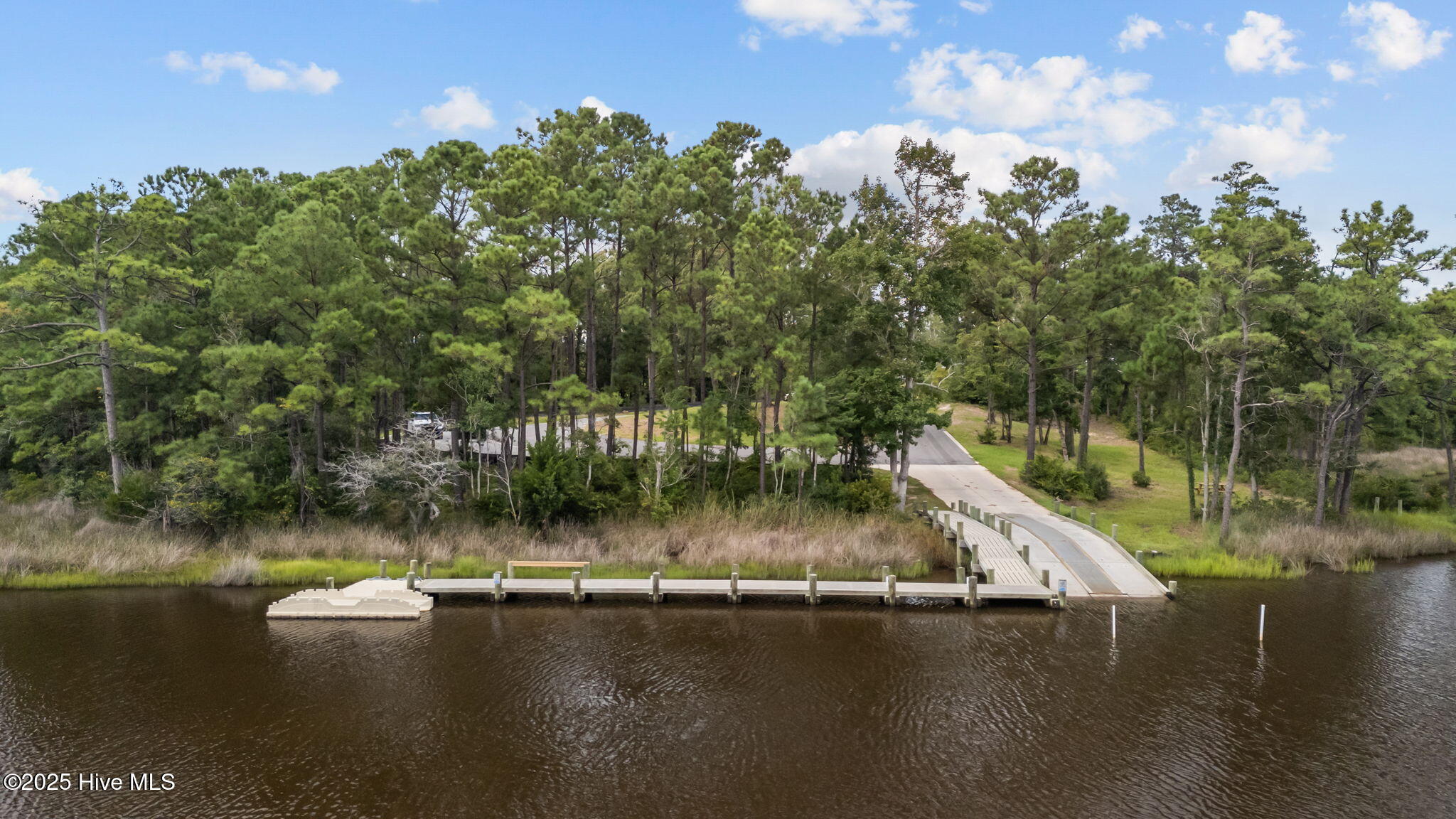 100526771 | Photo 40