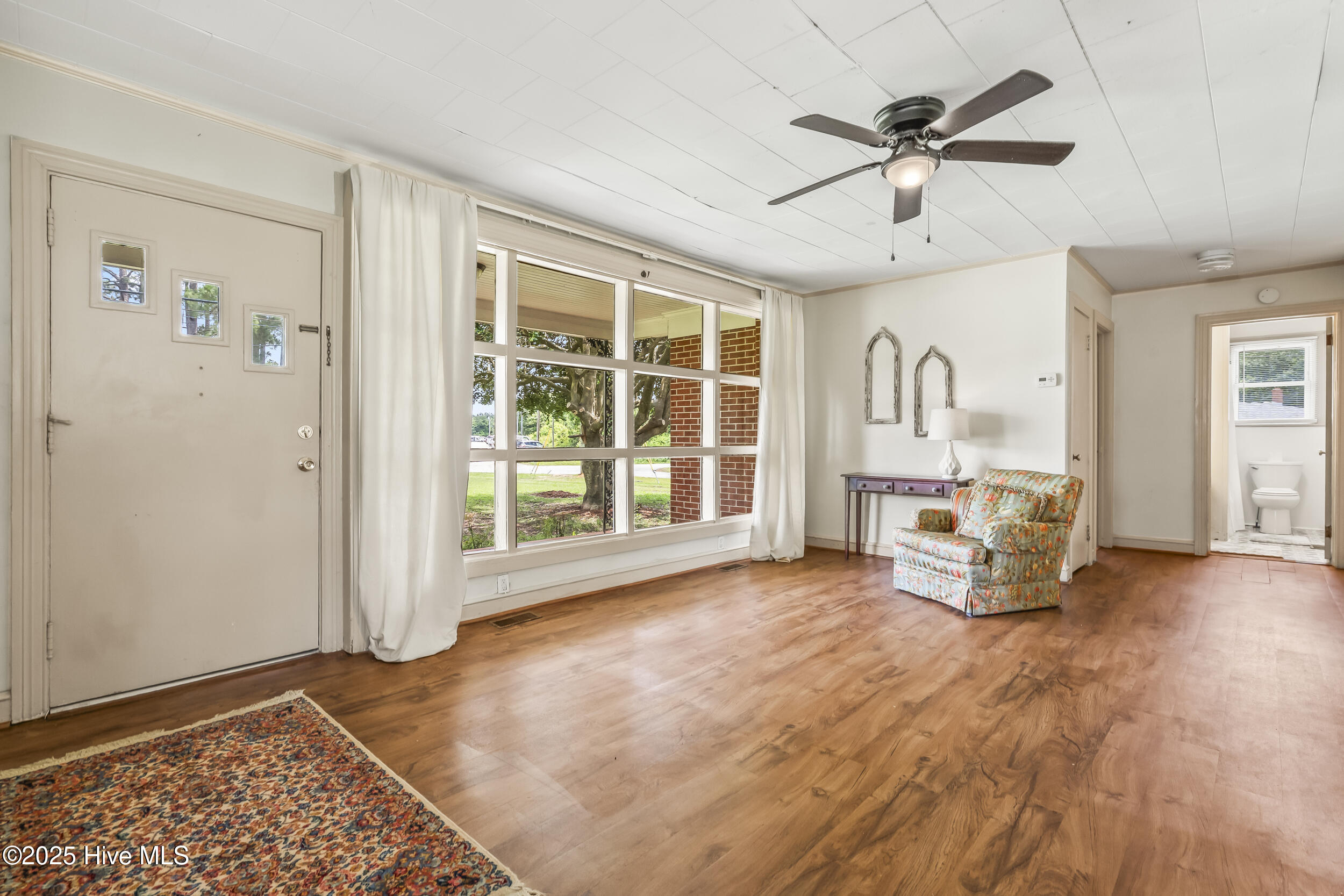 Homes for sale in Clinton, NC | 500 Rowan Rd, Clinton, NC 28328 | MLS# 100497631